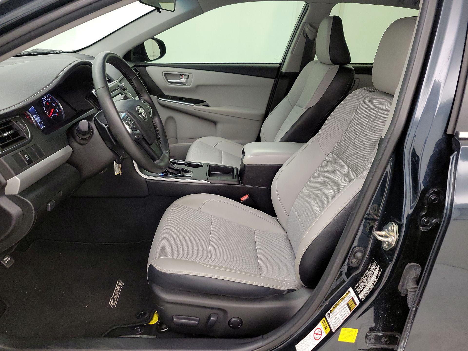 Thumbnail: 2016 Toyota Camry - 11