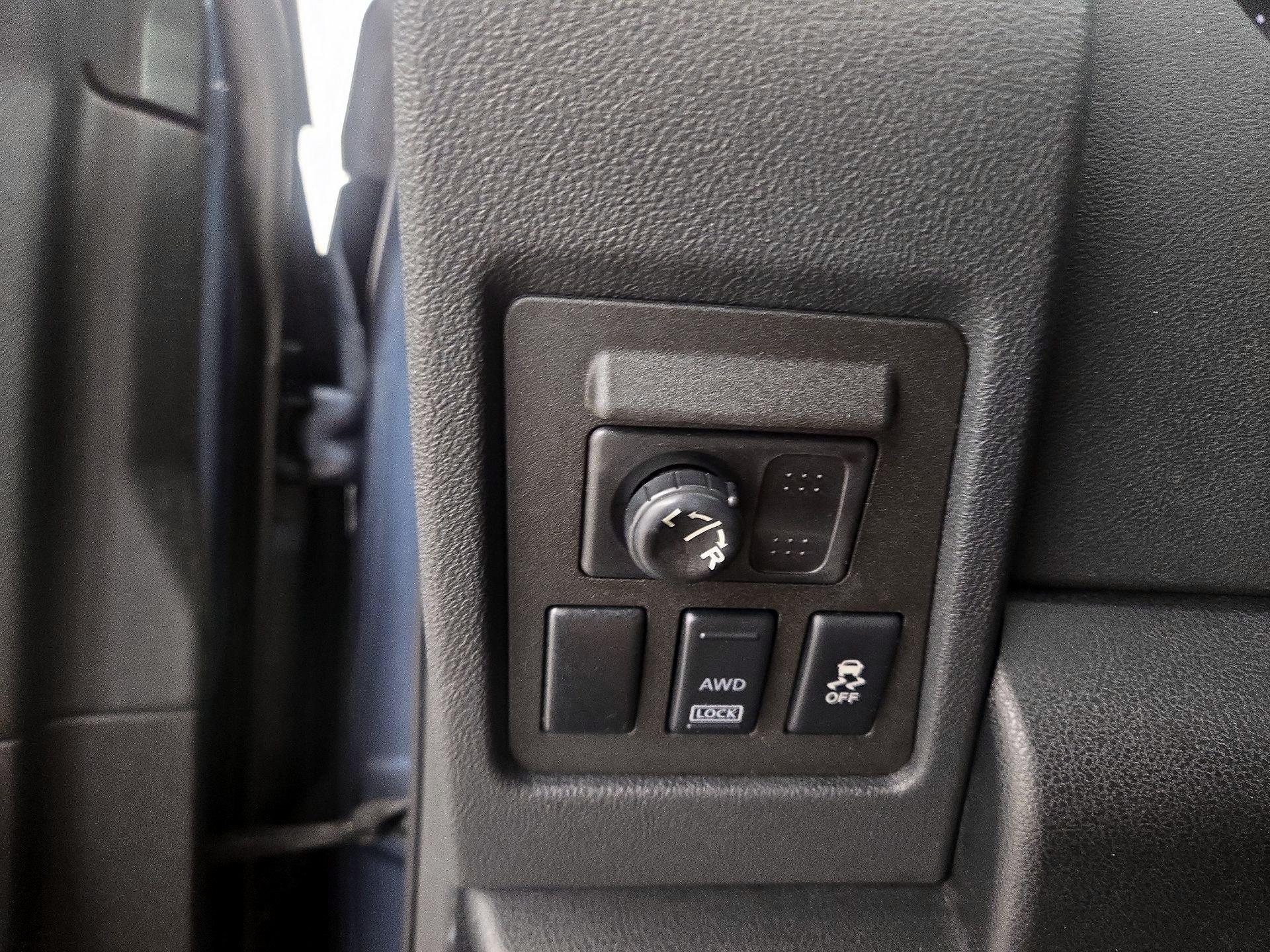 Thumbnail: 2014 Nissan Rogue - 13