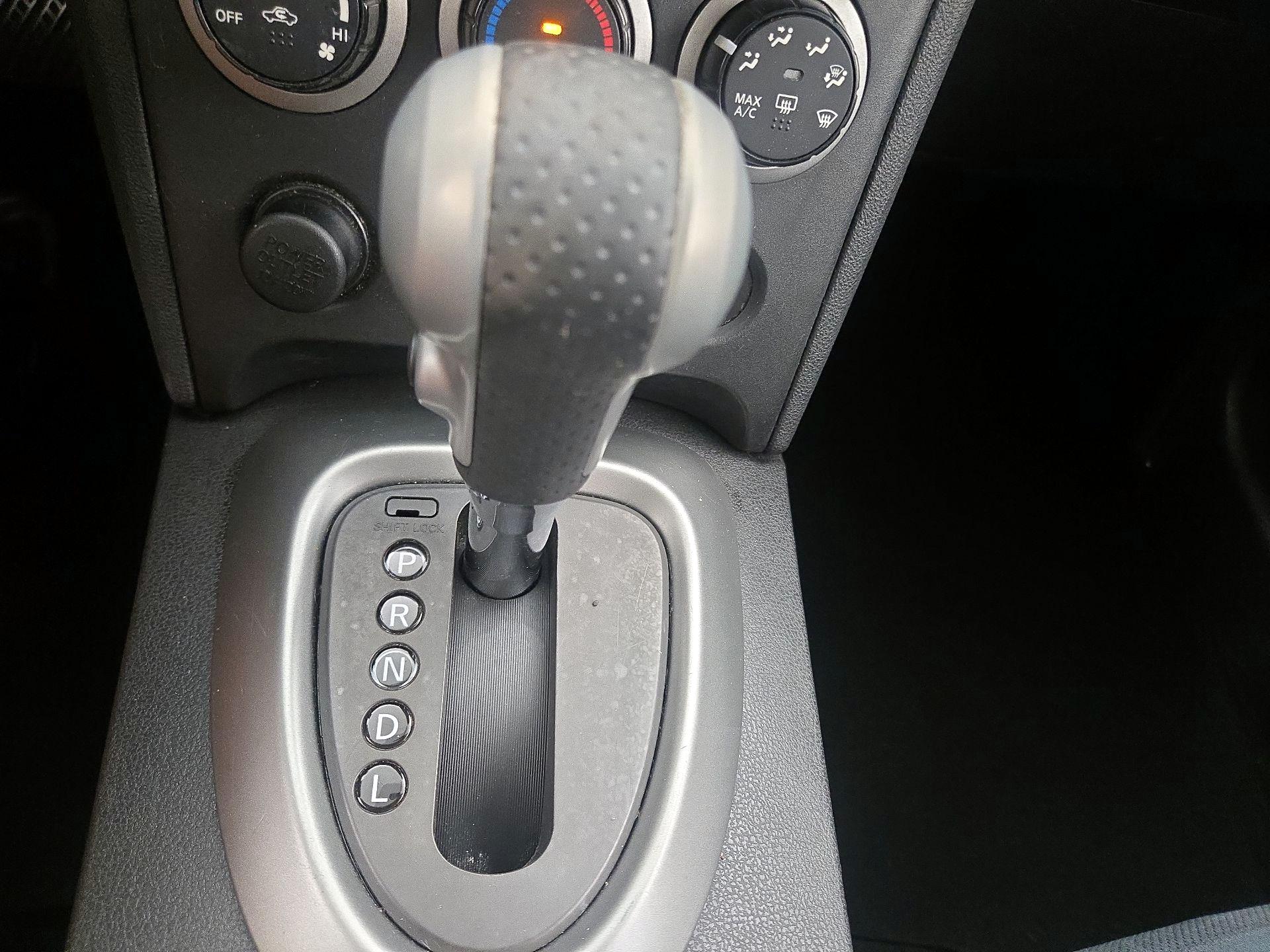 Thumbnail: 2014 Nissan Rogue - 17