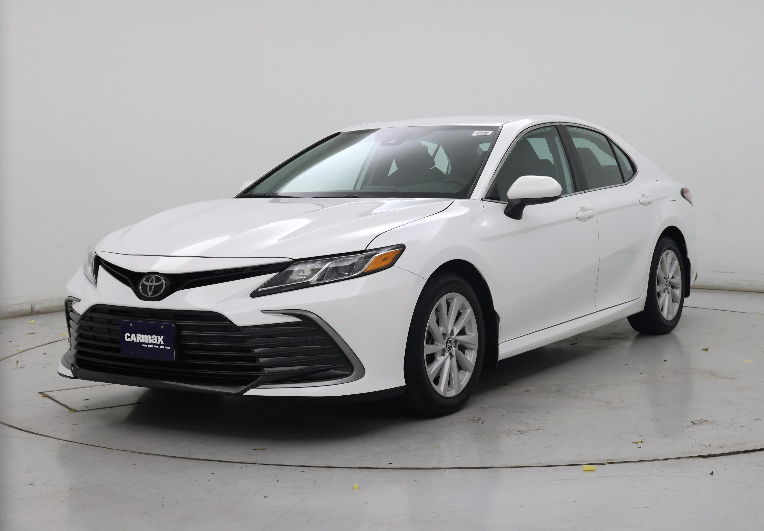 Thumbnail: 2022 Toyota Camry - 4