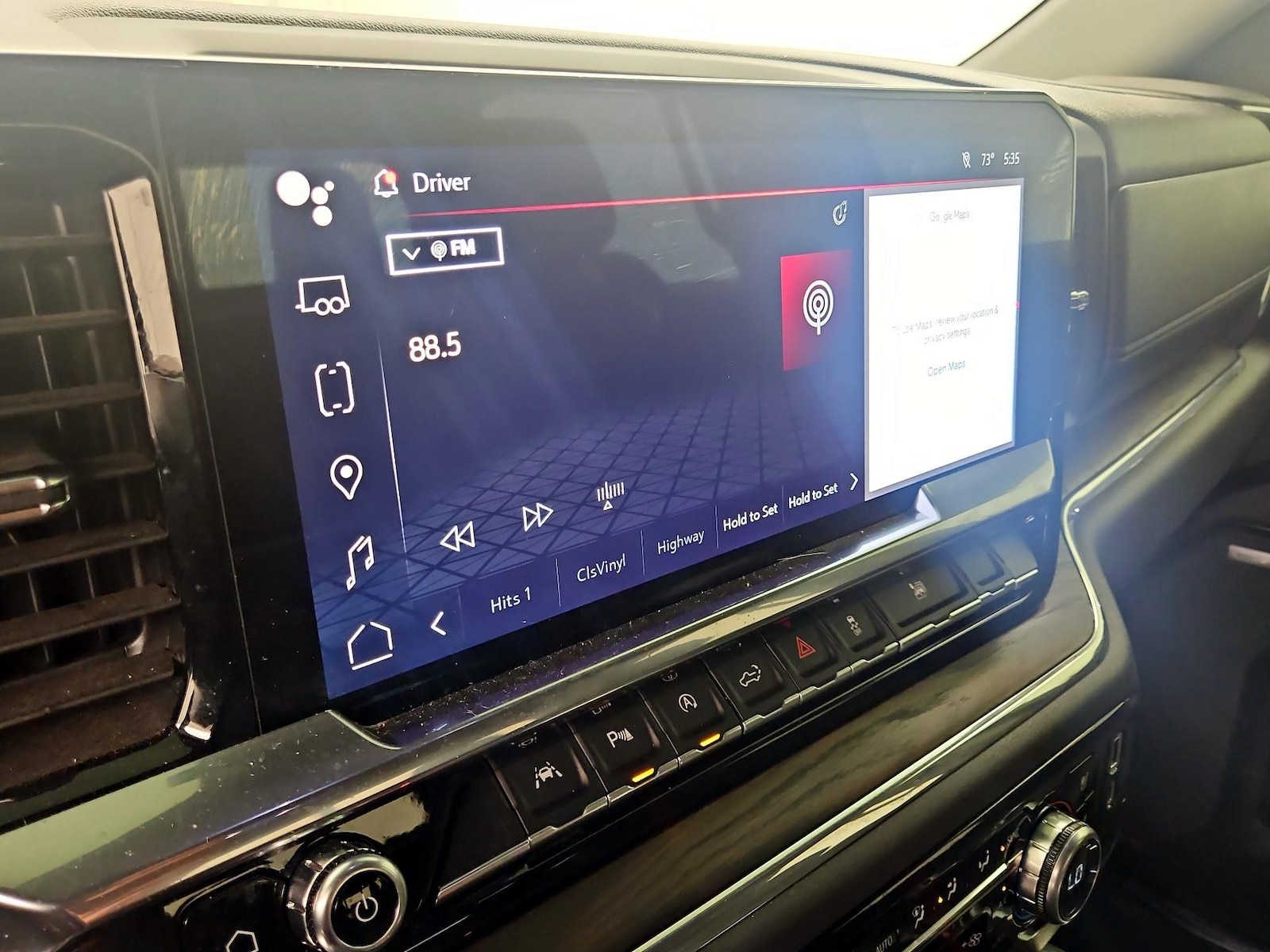 2024 GMC Sierra 1500 SLT - Photo 17