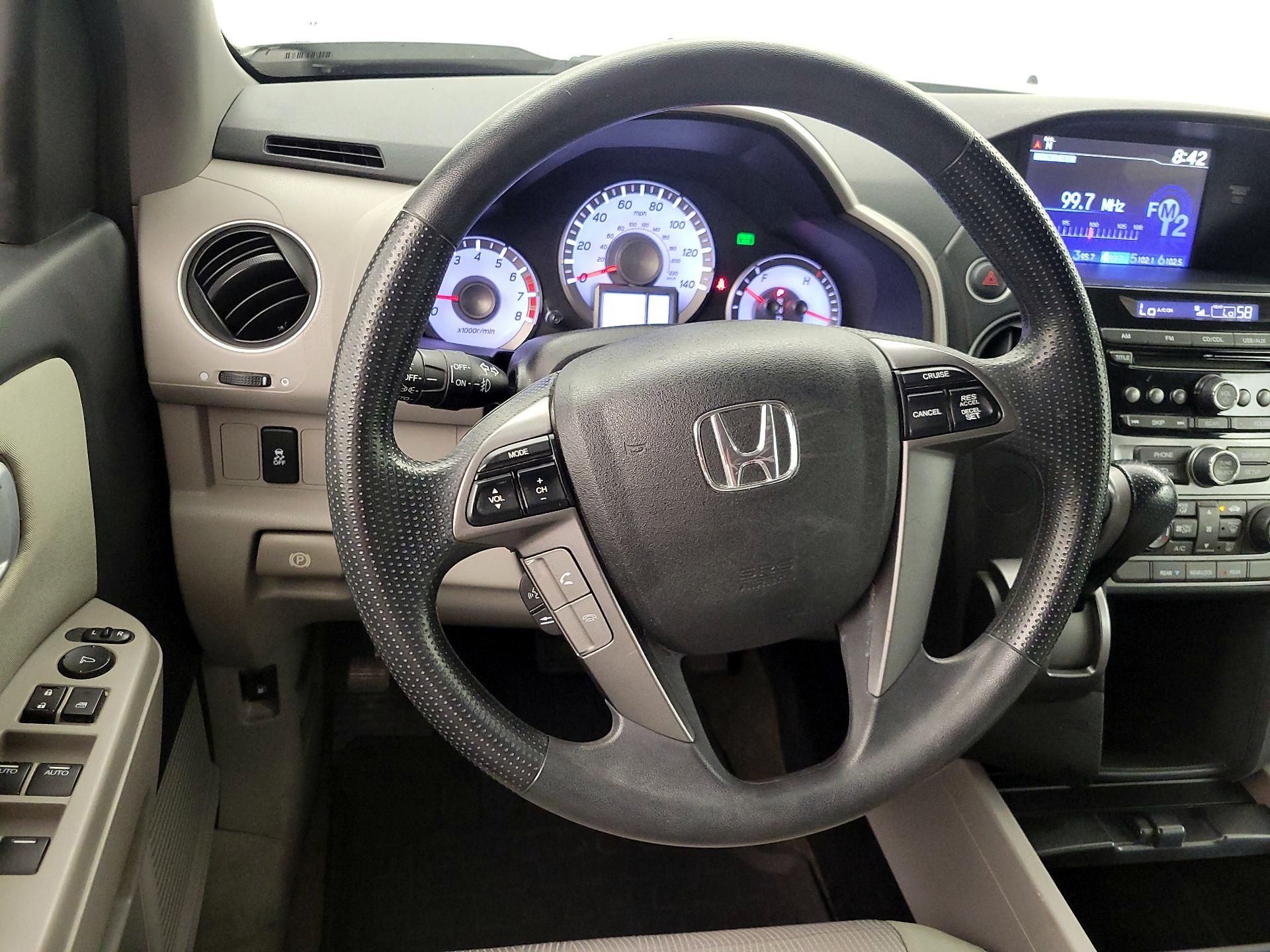 Thumbnail: 2015 Honda Pilot - 10