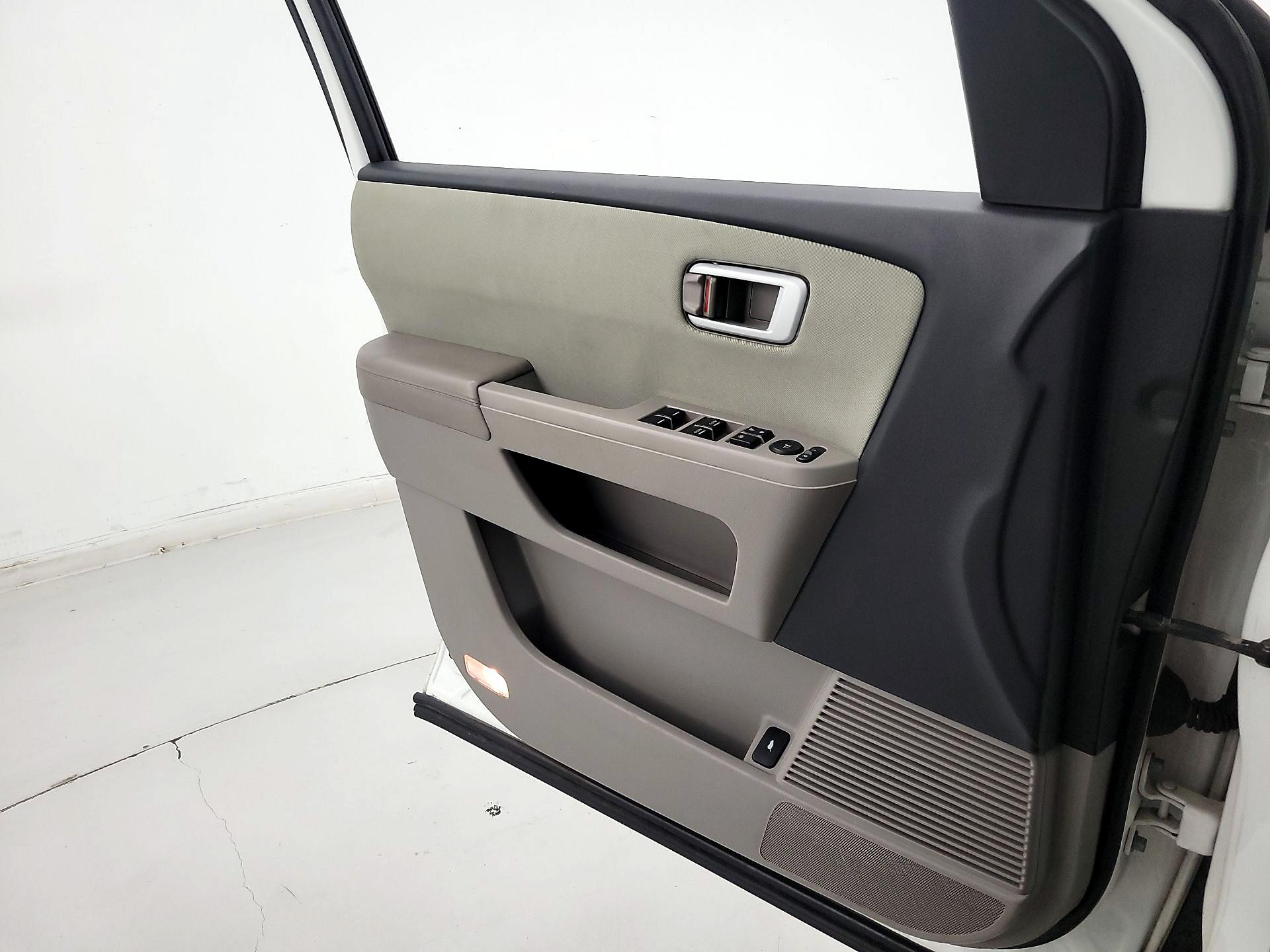 Thumbnail: 2015 Honda Pilot - 12