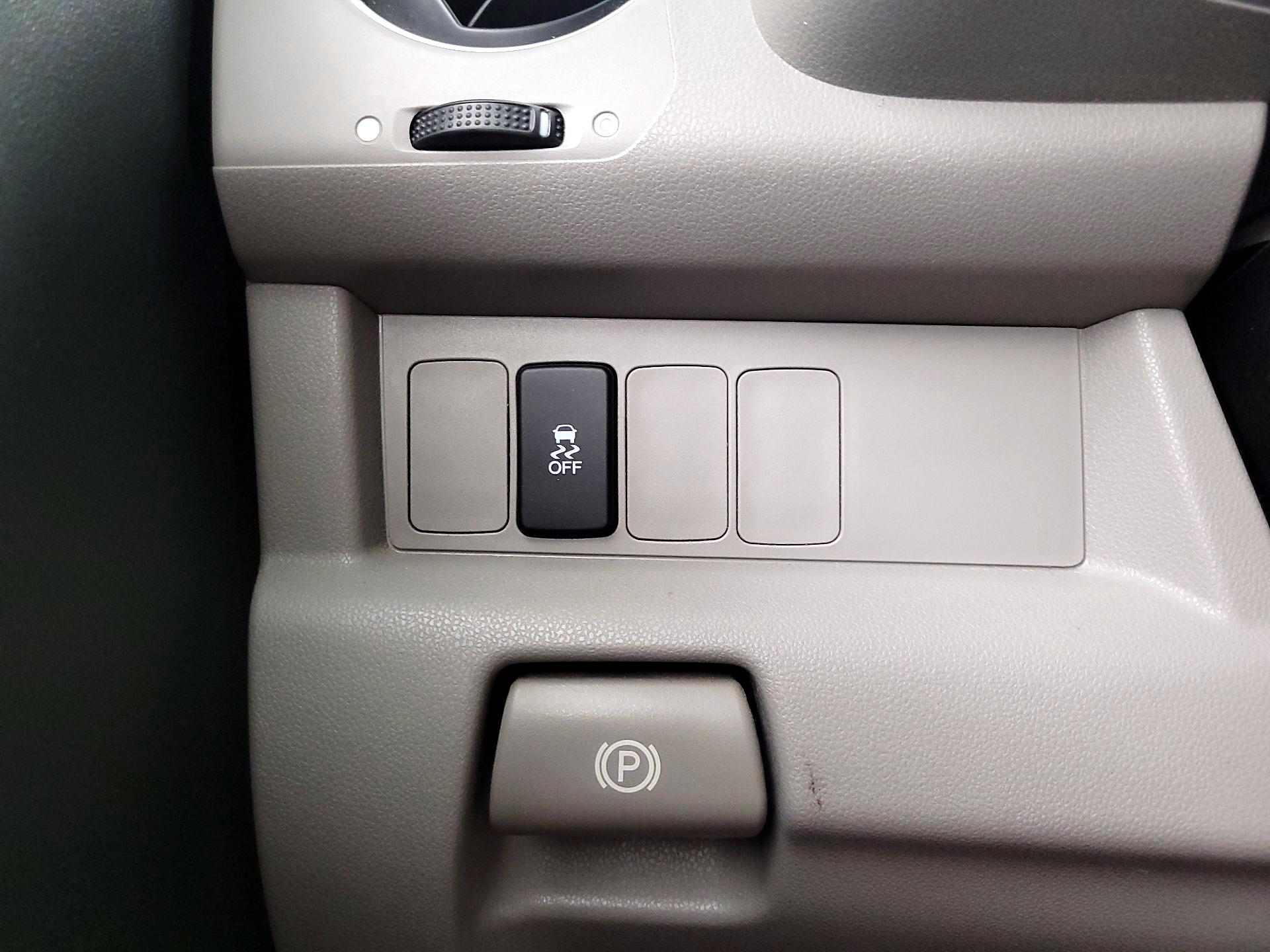 Thumbnail: 2015 Honda Pilot - 13