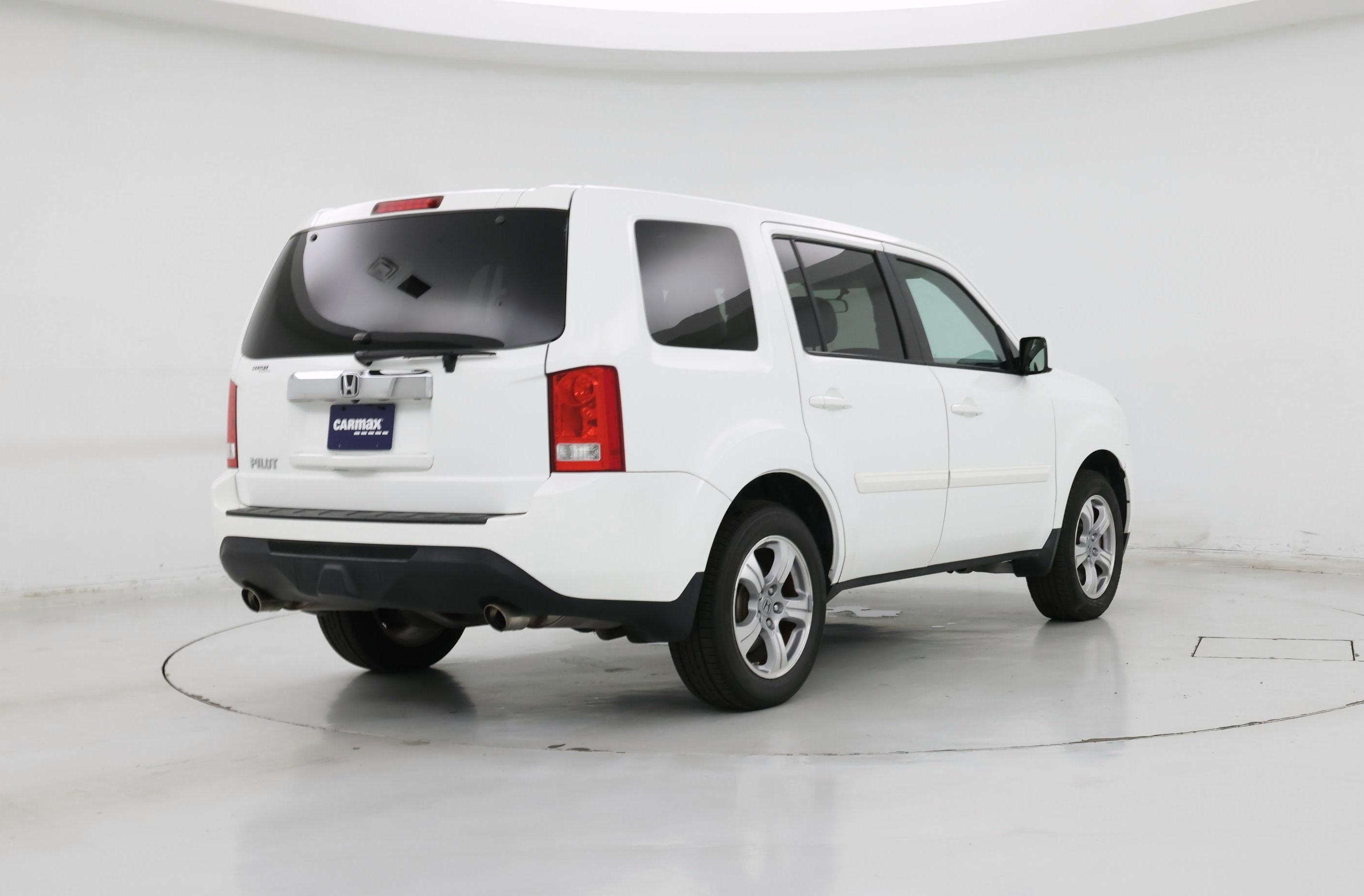 Thumbnail: 2015 Honda Pilot - 8
