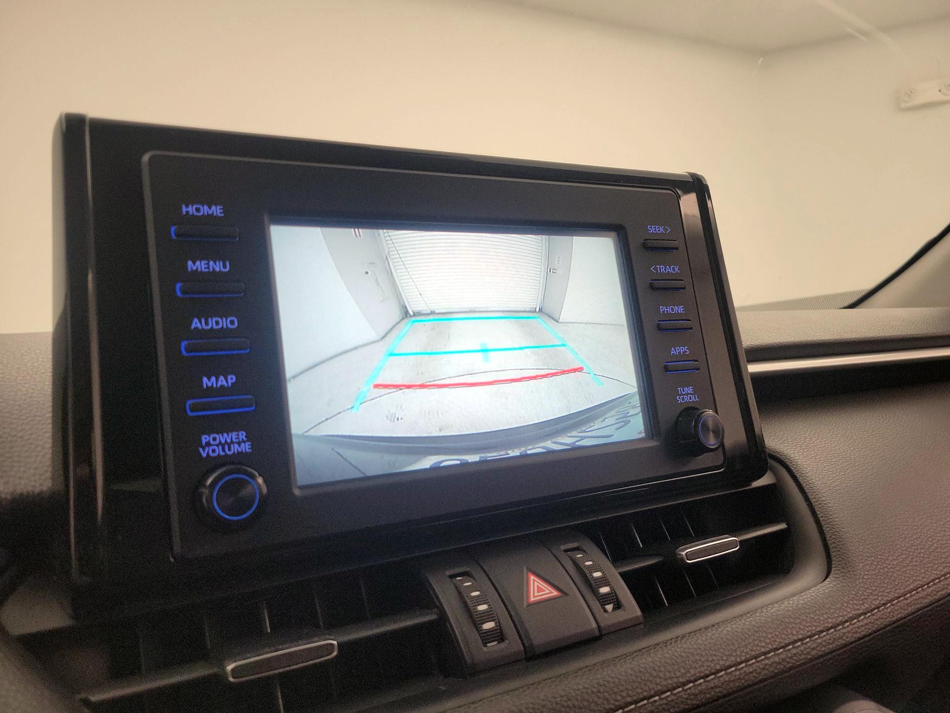 Thumbnail: 2019 Toyota RAV4 - 14
