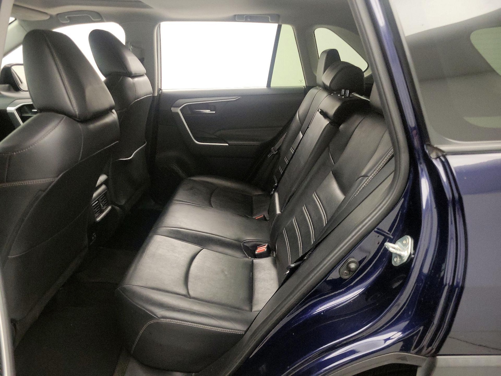 2019 Toyota RAV4 XLE Premium - Photo 21