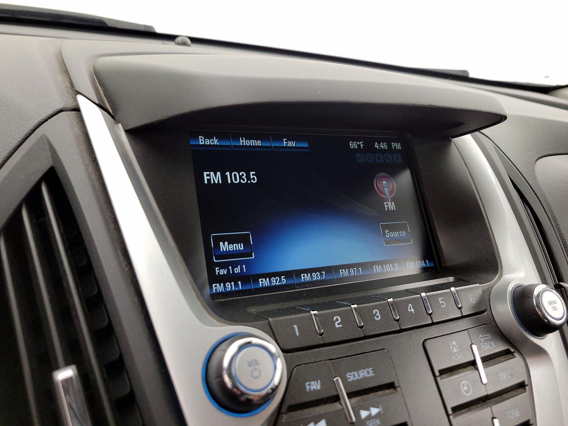 Thumbnail: 2015 Chevrolet Equinox - 15