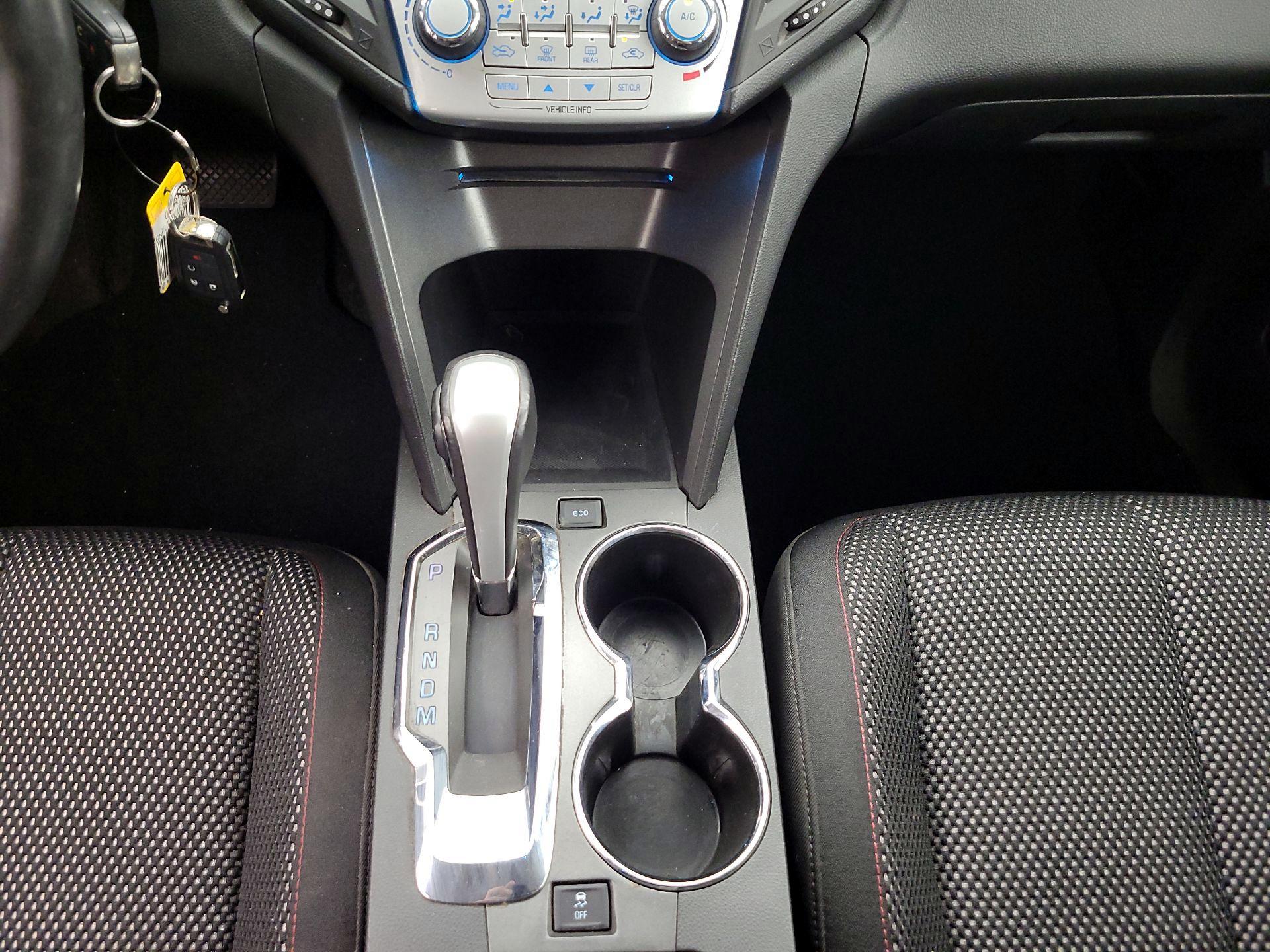 Thumbnail: 2015 Chevrolet Equinox - 17