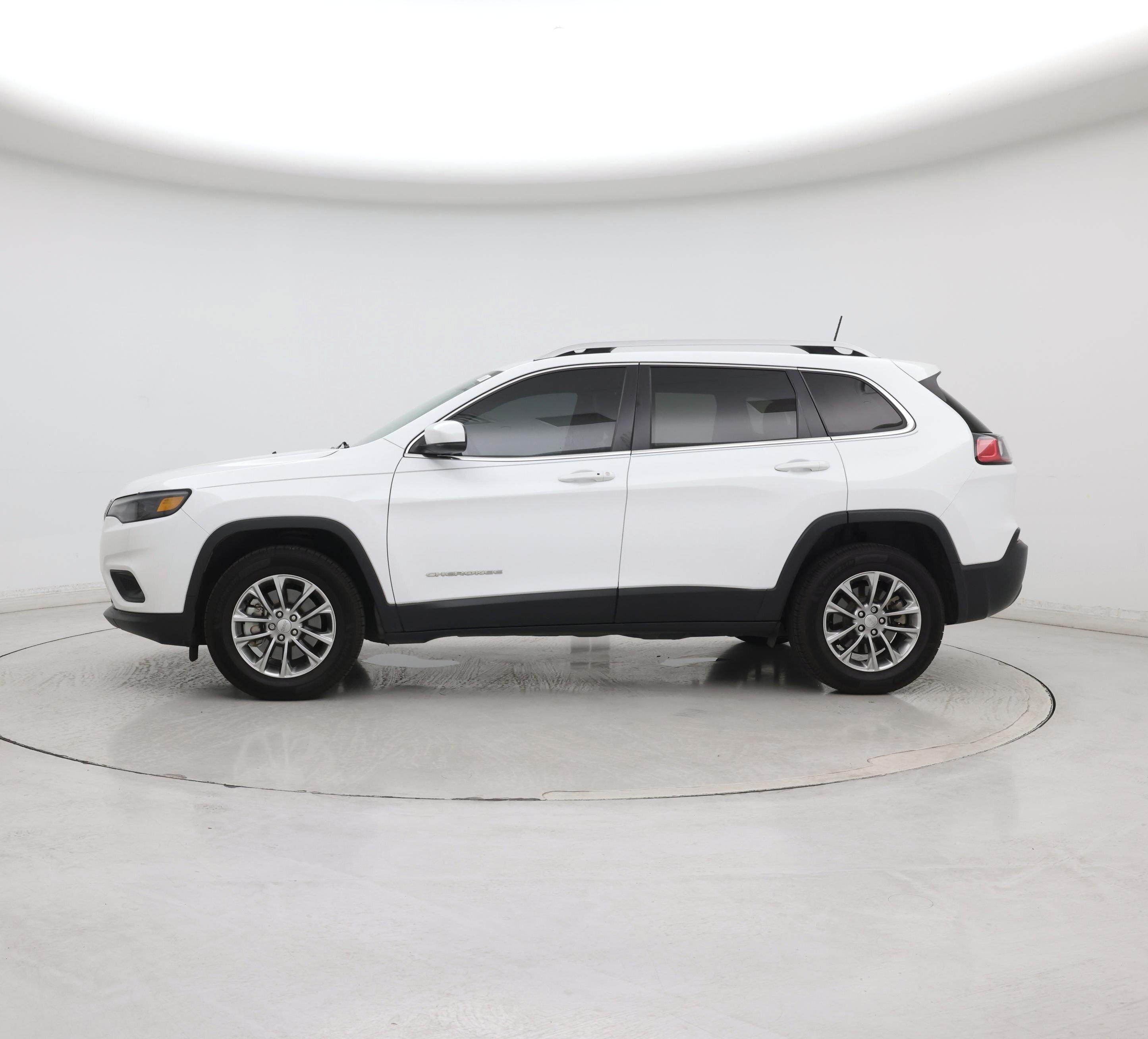 Thumbnail: 2020 Jeep Cherokee - 3