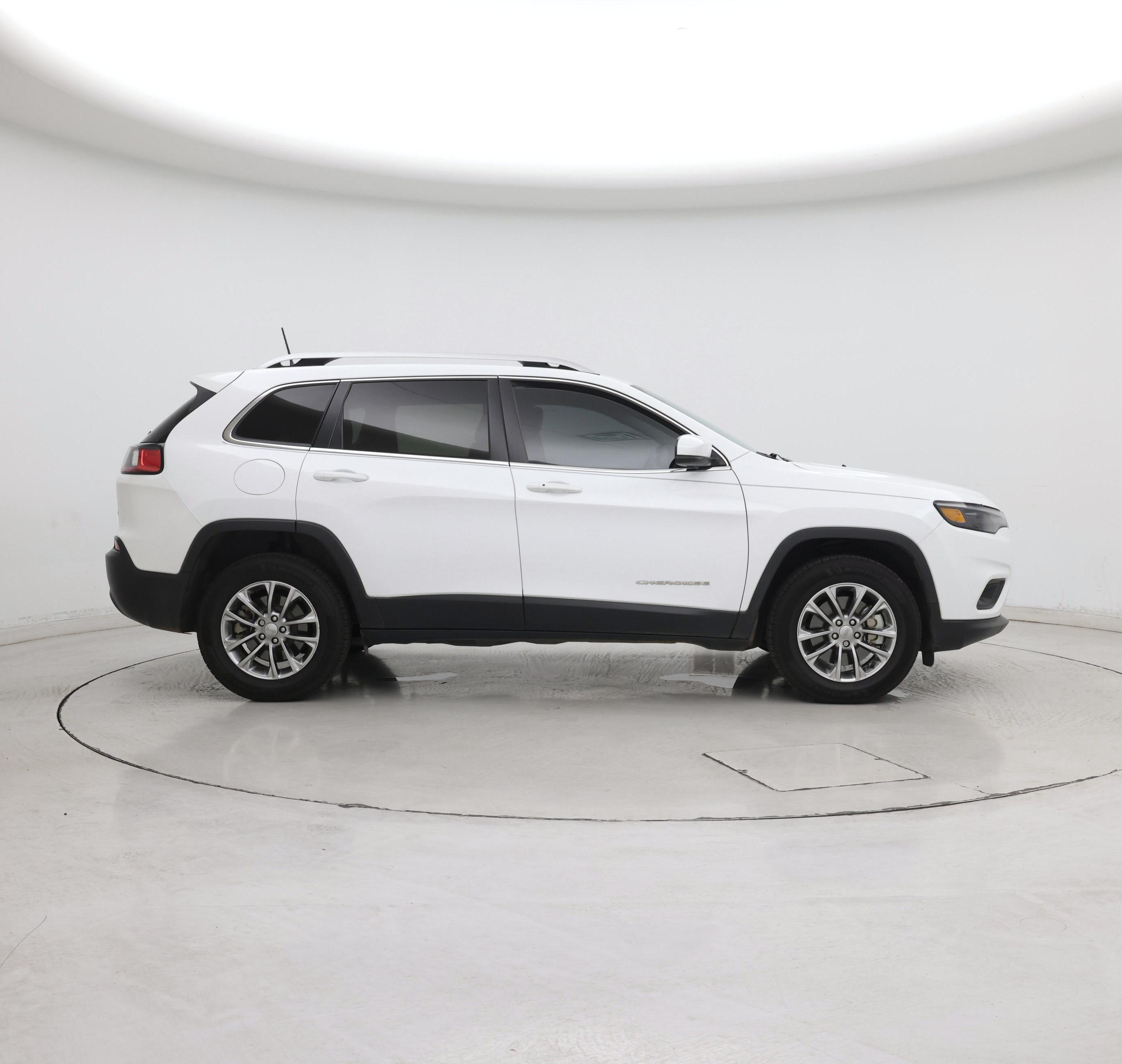Thumbnail: 2020 Jeep Cherokee - 7