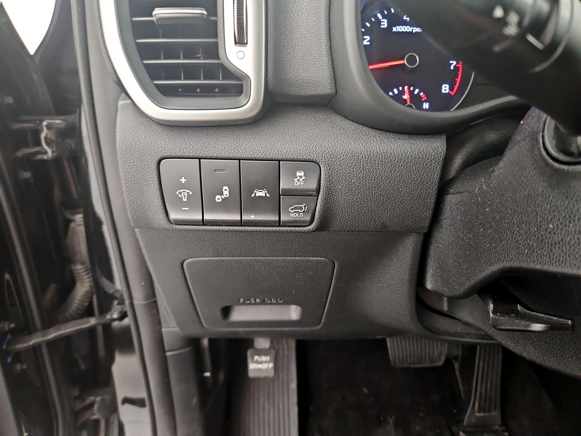 Thumbnail: 2017 Kia Sportage - 13