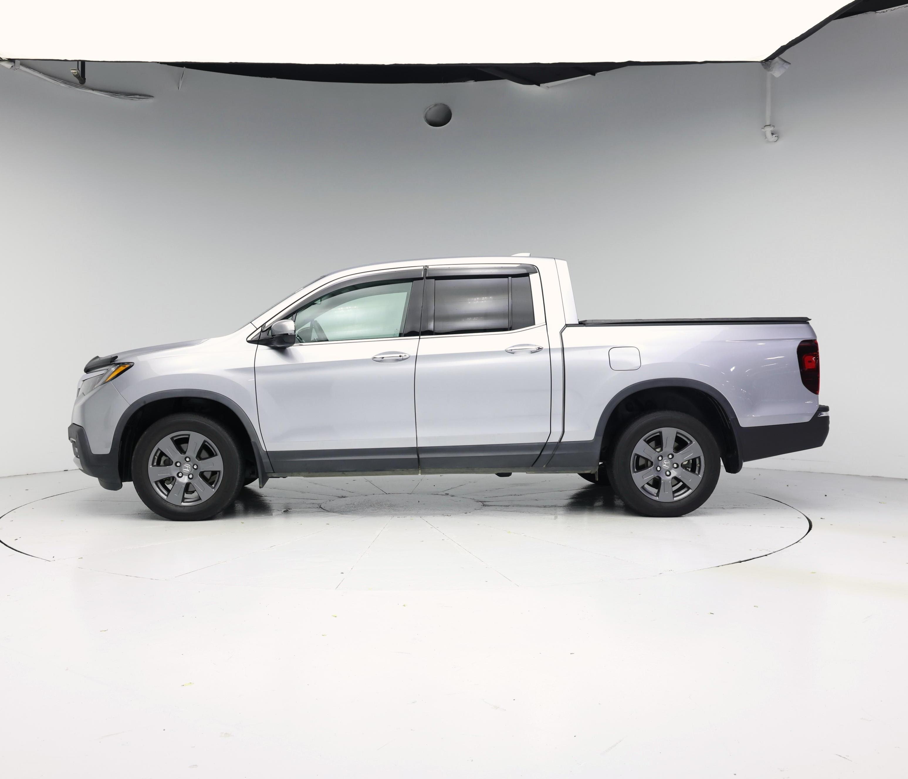 Thumbnail: 2020 Honda Ridgeline - 3