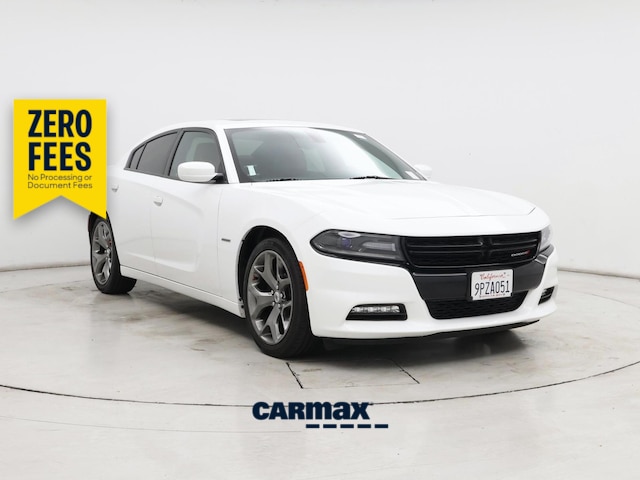 White 2016 Dodge Charger Sedan Rear-Wheel Drive Automatic