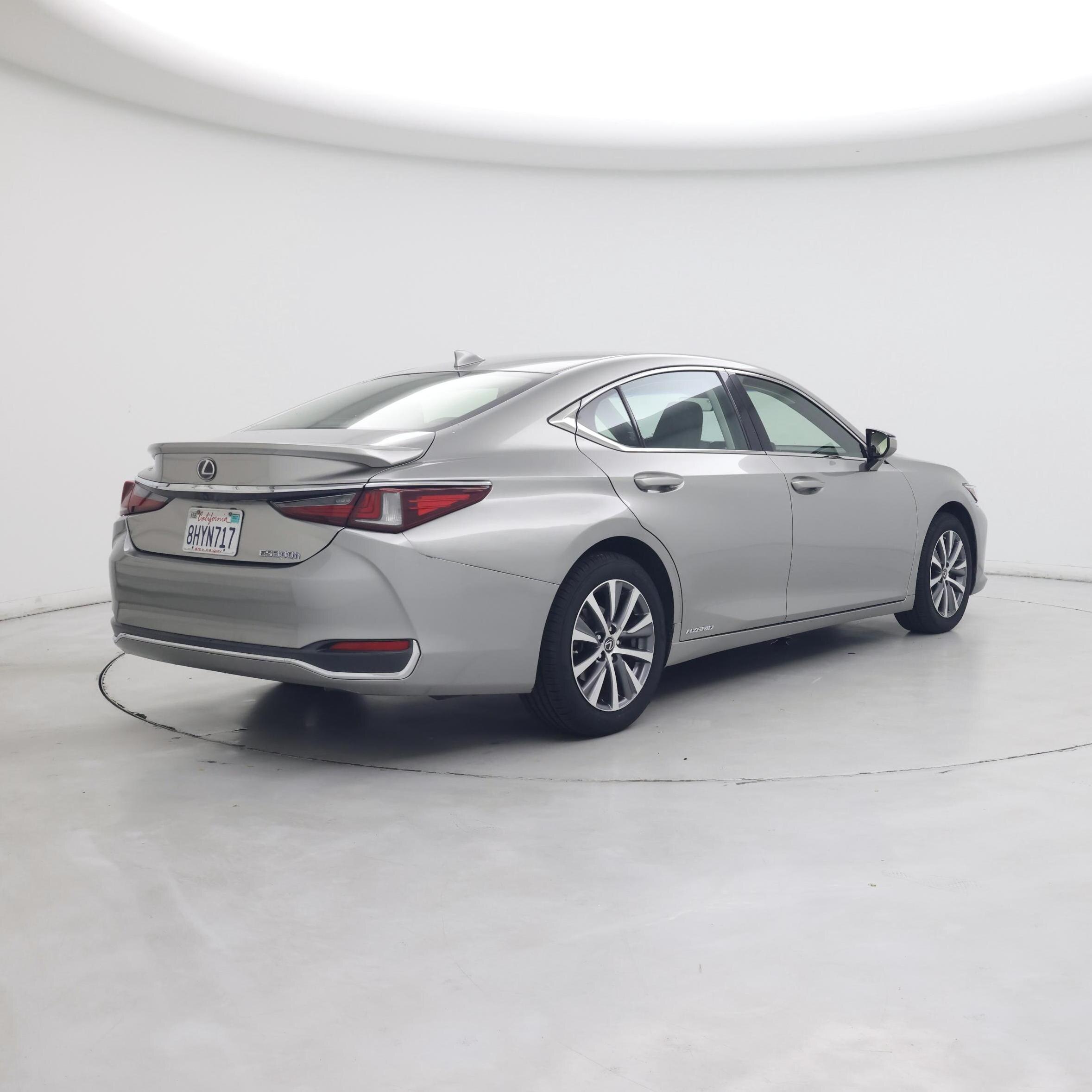 Thumbnail: 2019 Lexus ES - 8