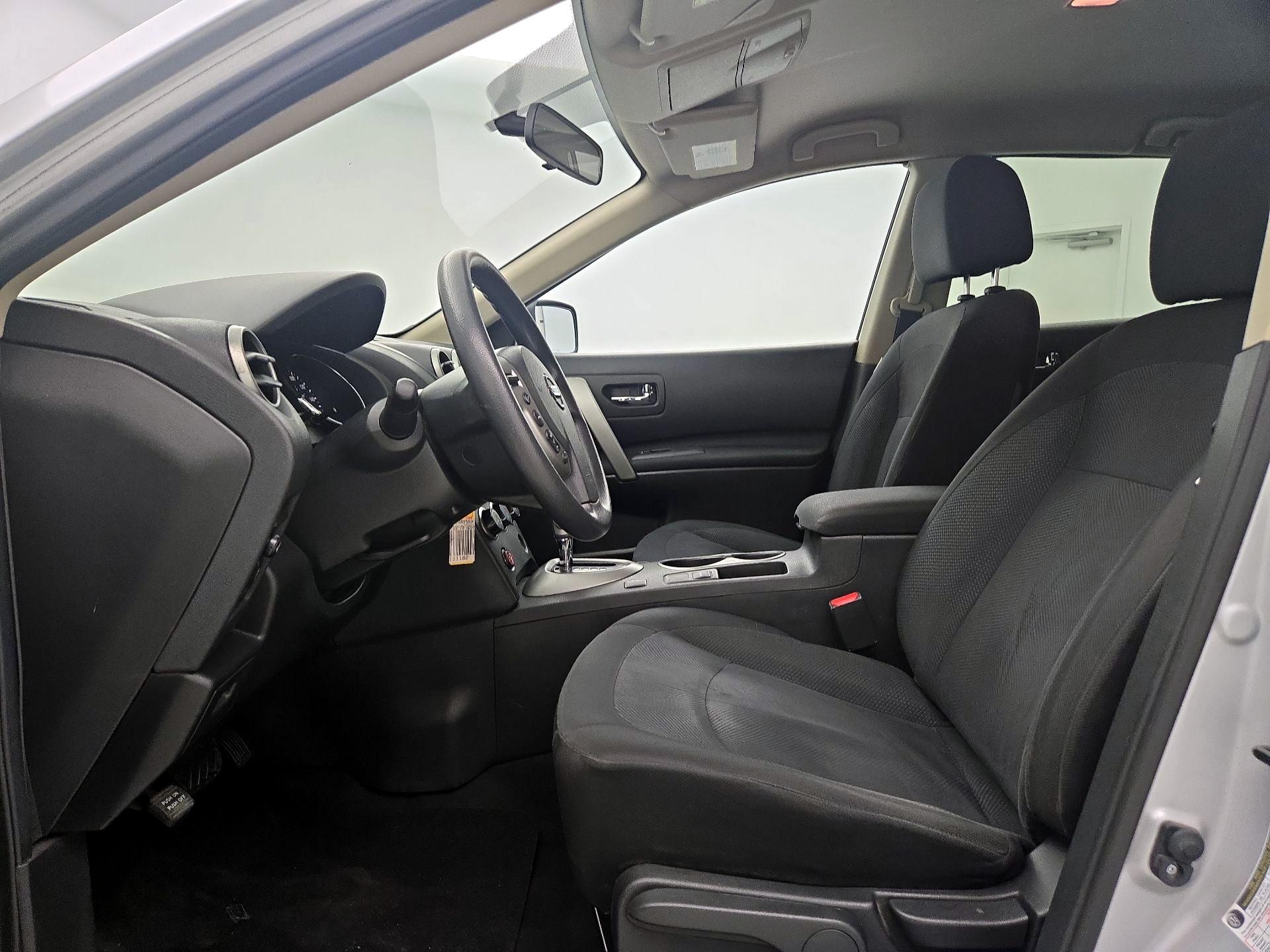 Thumbnail: 2015 Nissan Rogue - 11