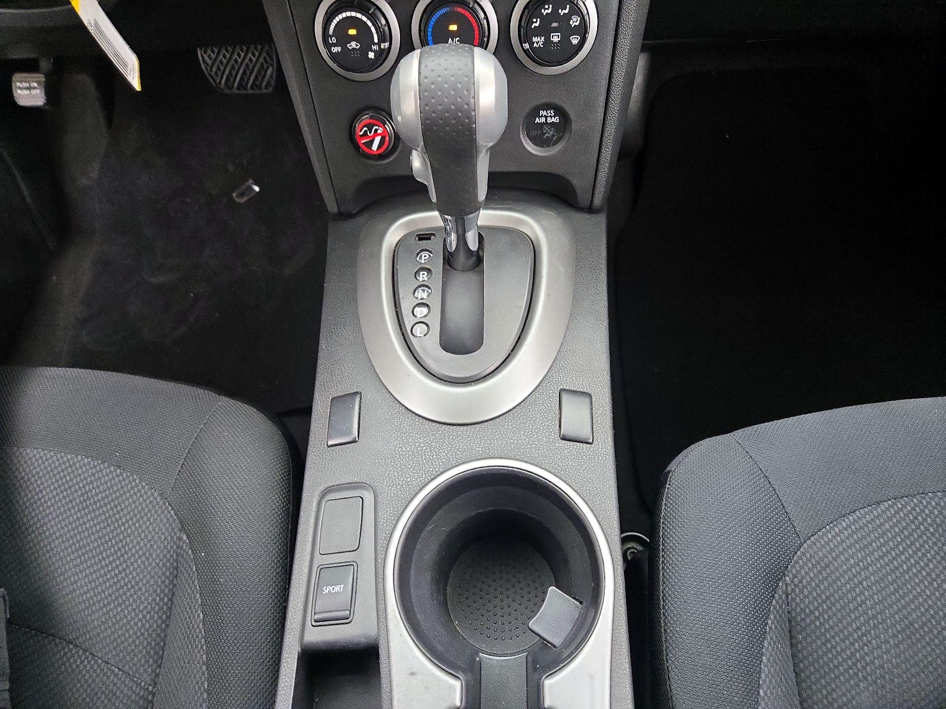 Thumbnail: 2015 Nissan Rogue - 17