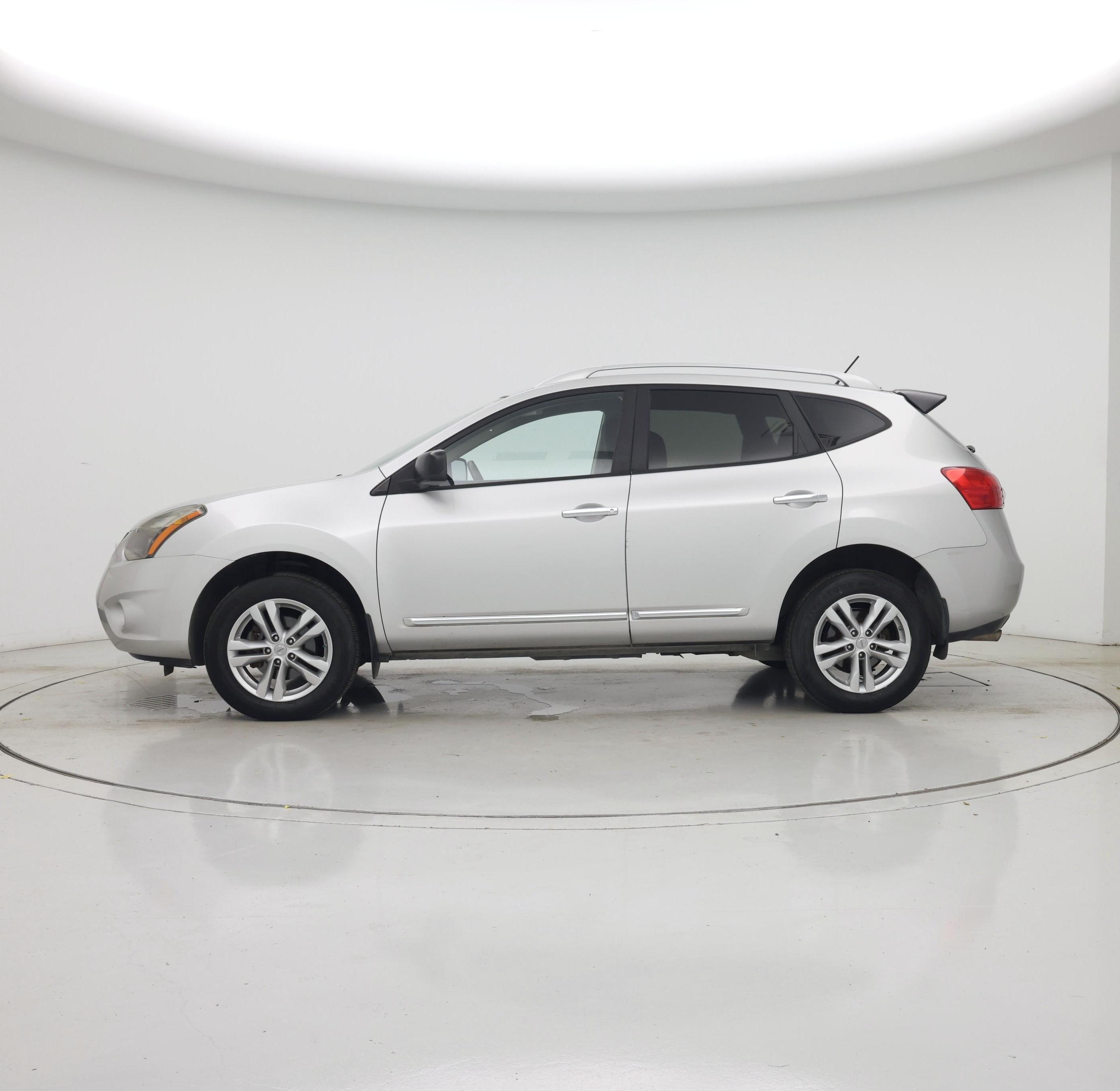 Thumbnail: 2015 Nissan Rogue - 3