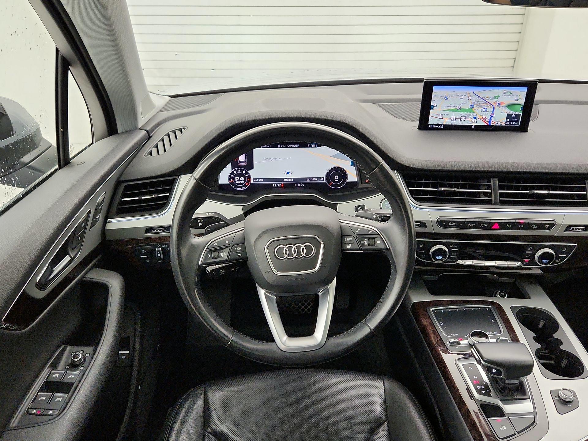 Thumbnail: 2019 Audi Q7 - 10