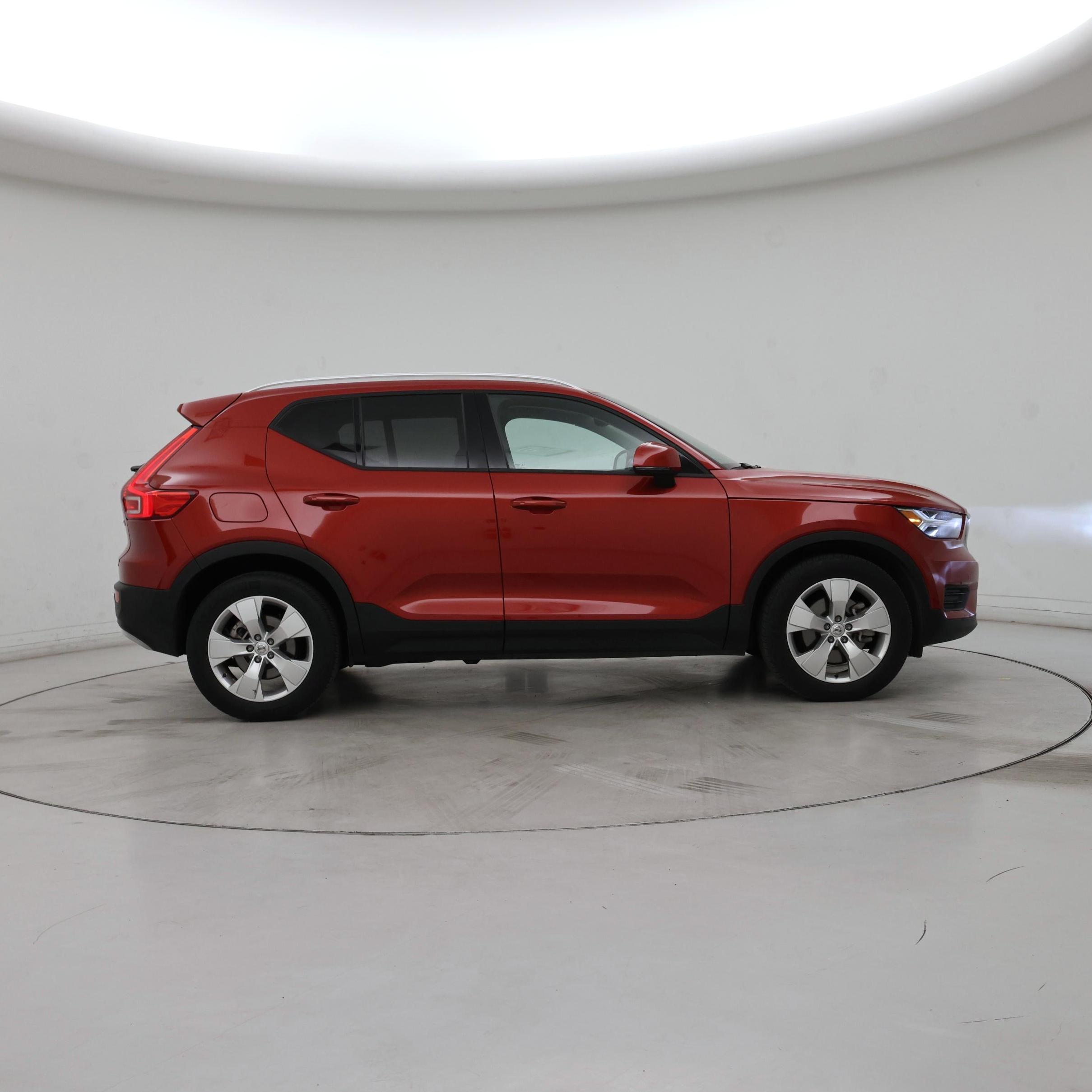 Thumbnail: 2020 Volvo XC40 - 7