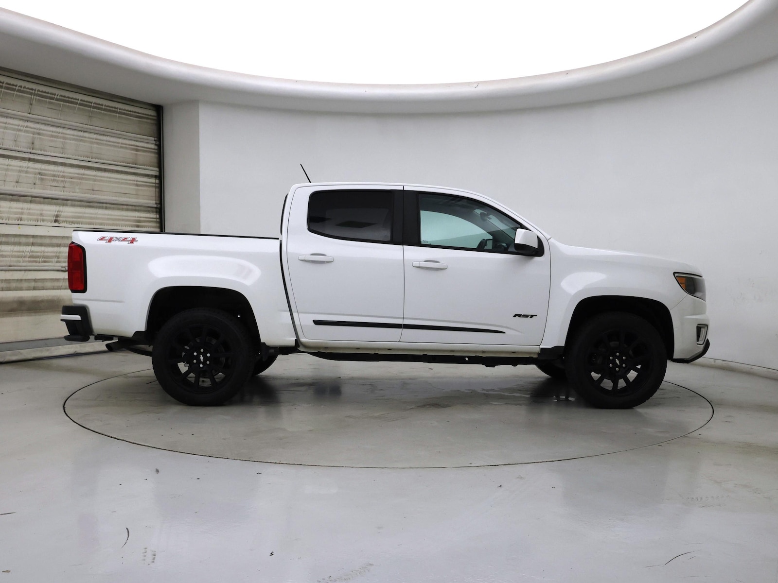 2020 Chevrolet Colorado LT - Photo 8