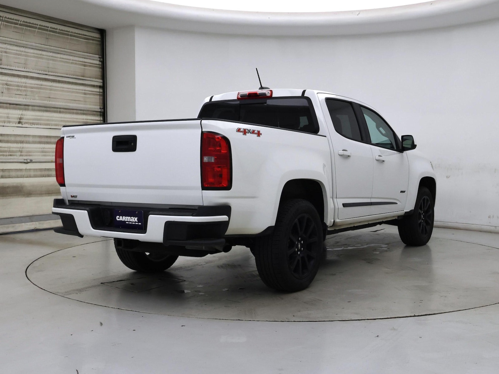 2020 Chevrolet Colorado LT - Photo 9