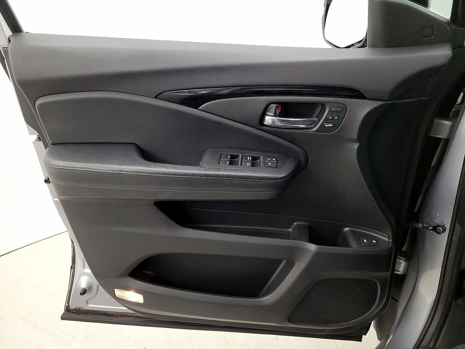 2017 Honda Pilot Elite - Photo 13