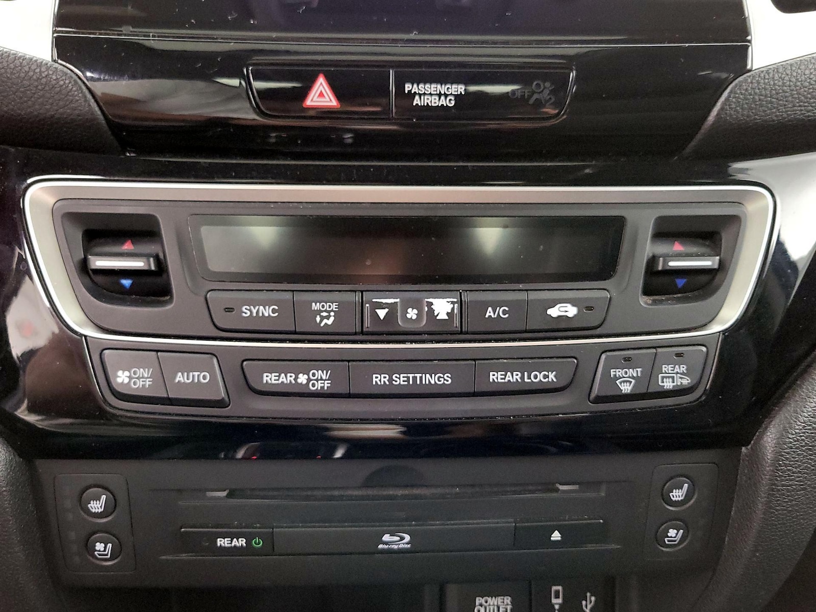 2017 Honda Pilot Elite - Photo 17