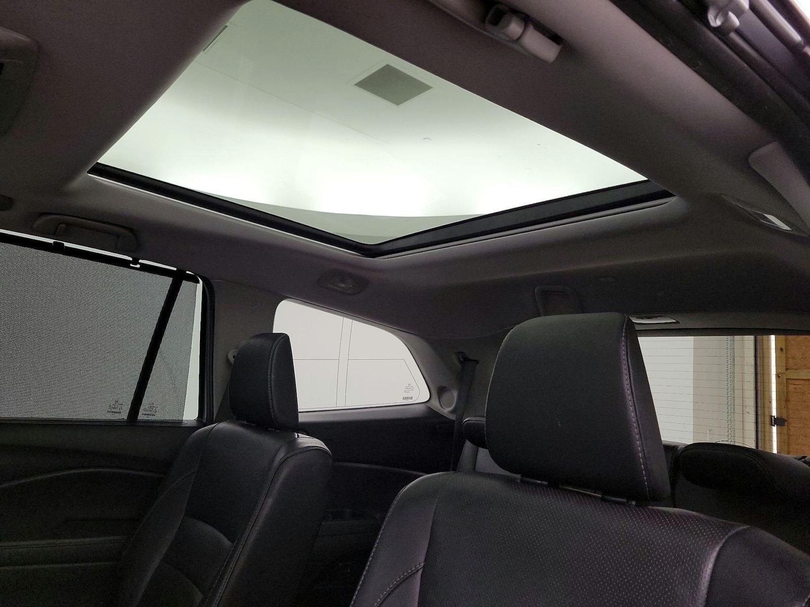 2017 Honda Pilot Elite - Photo 26