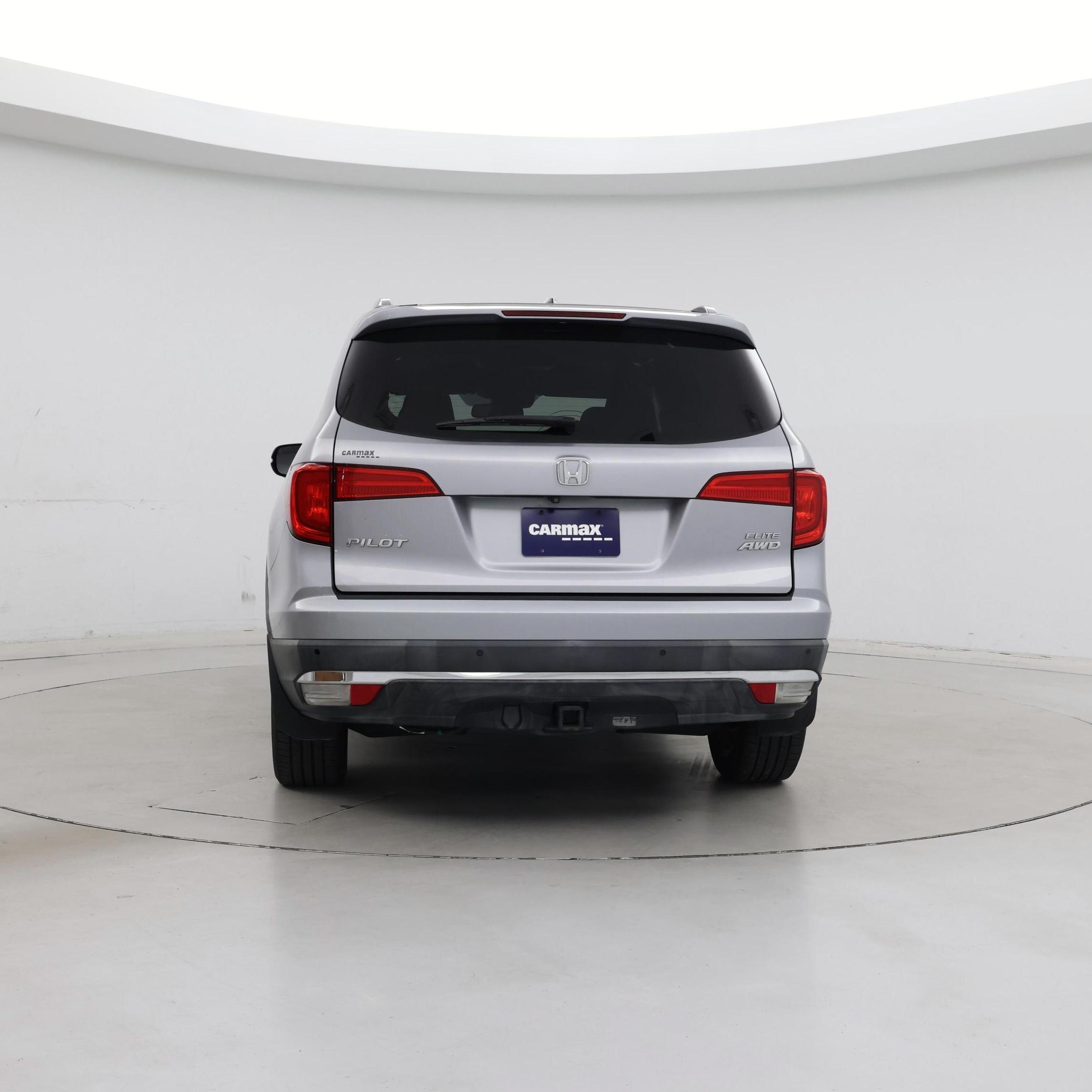 Thumbnail: 2017 Honda Pilot - 6