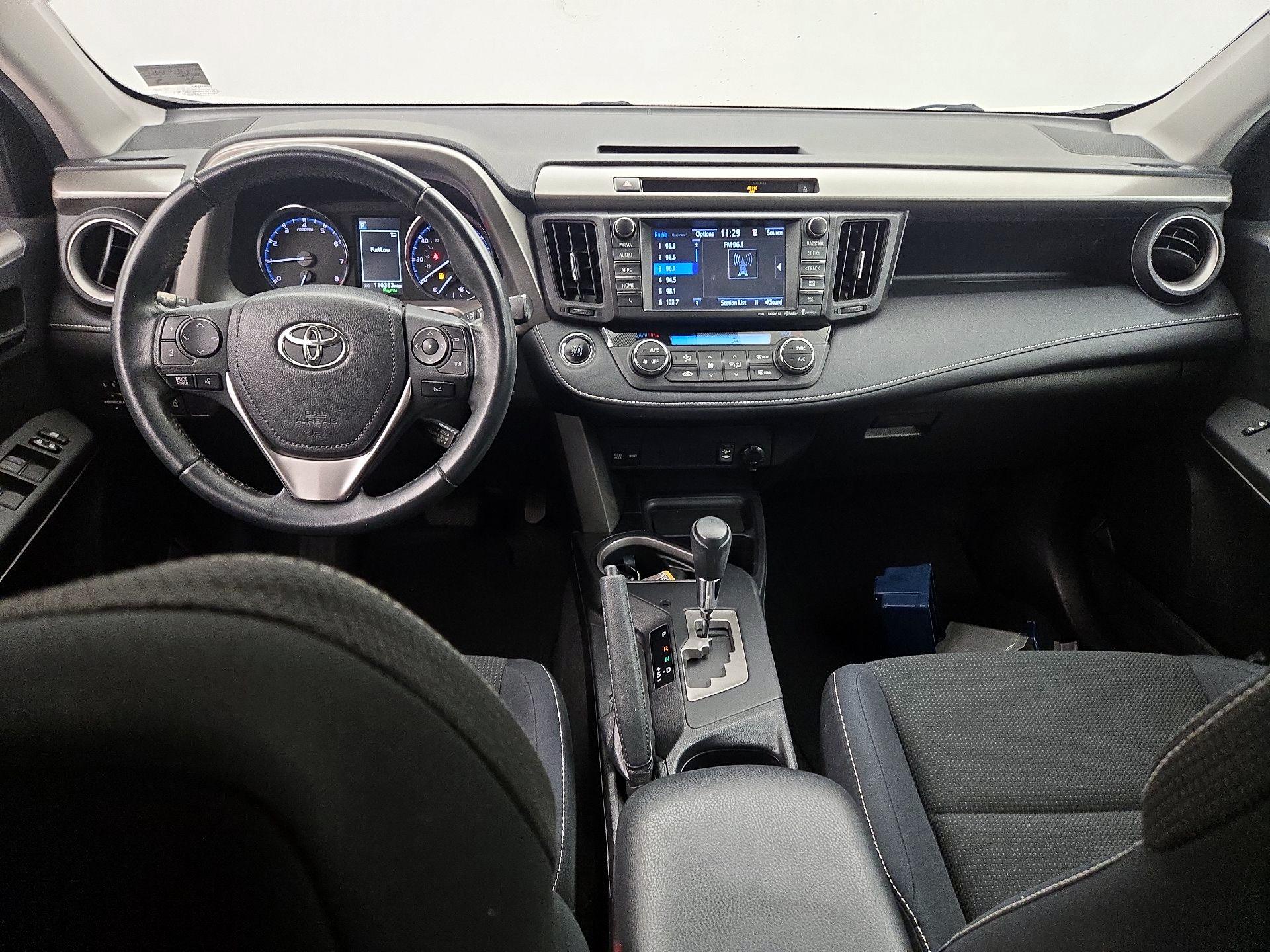 Thumbnail: 2016 Toyota RAV4 - 9
