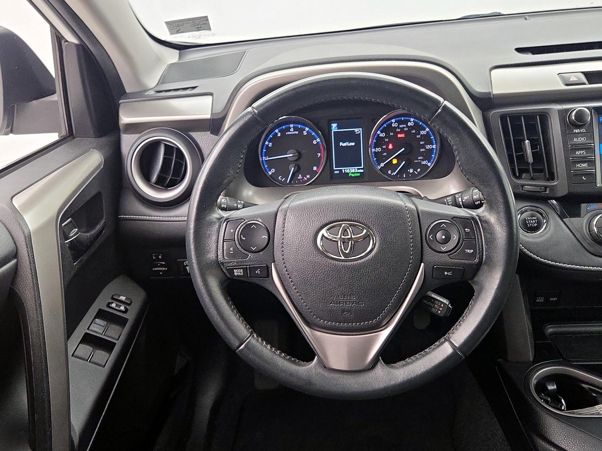 Thumbnail: 2016 Toyota RAV4 - 10