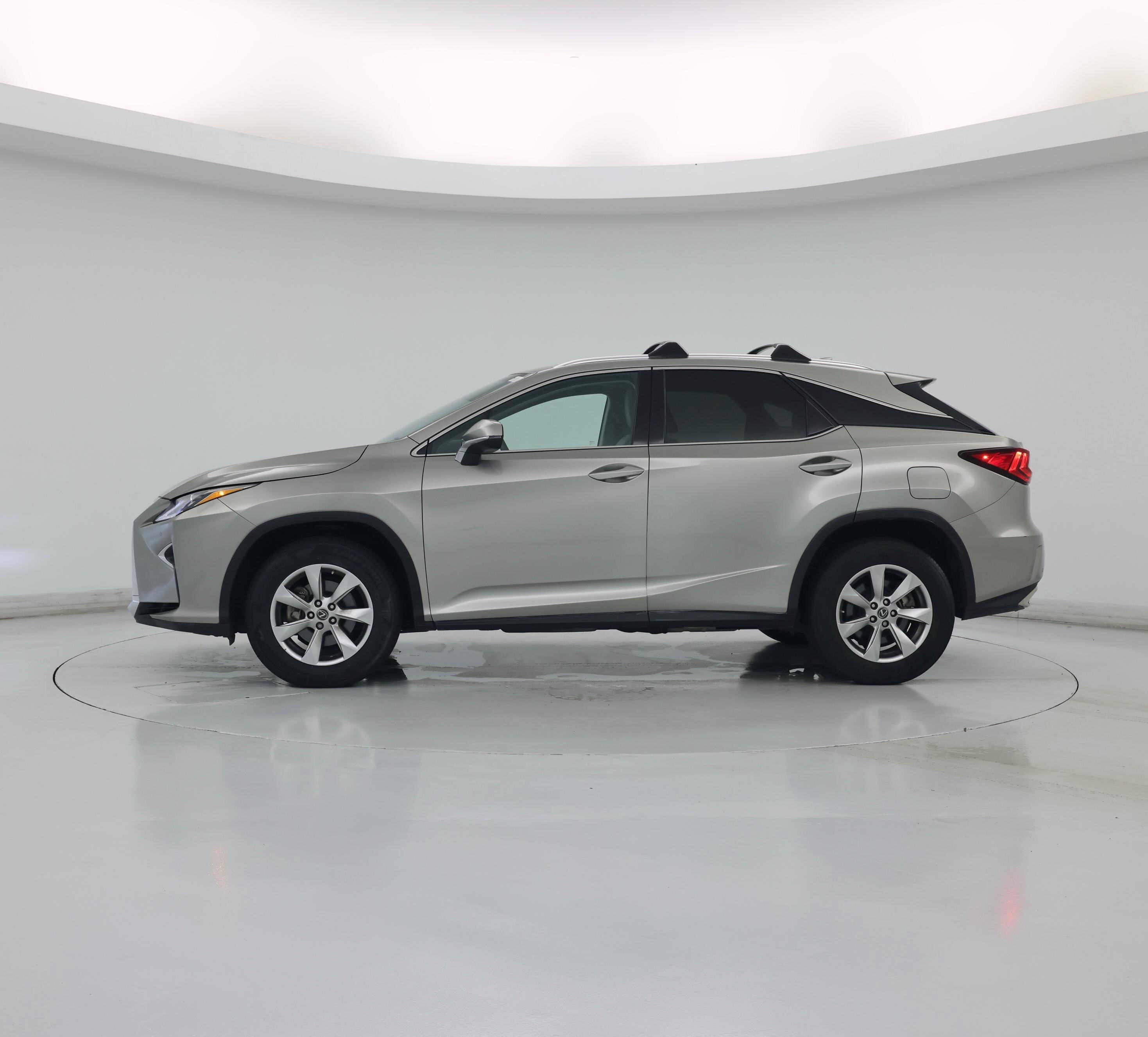 Thumbnail: 2018 Lexus RX - 3