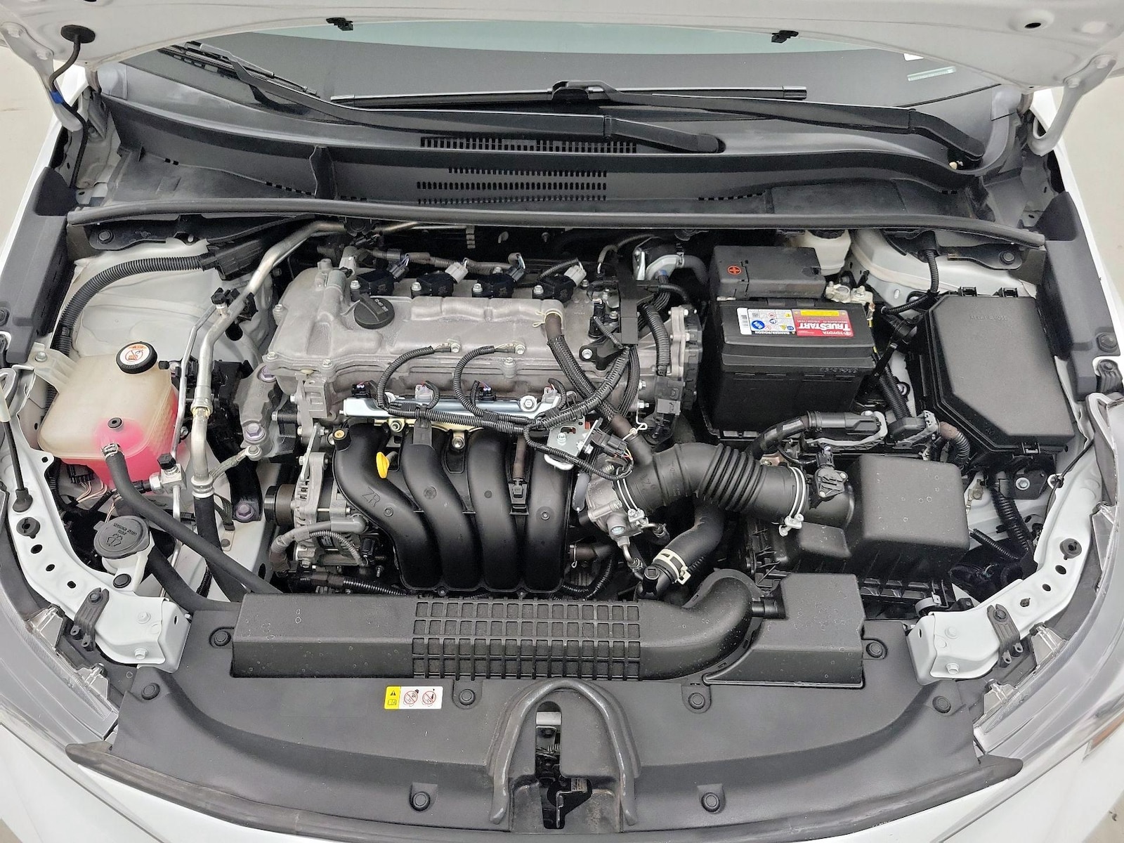 2022 Toyota Corolla LE - Photo 22