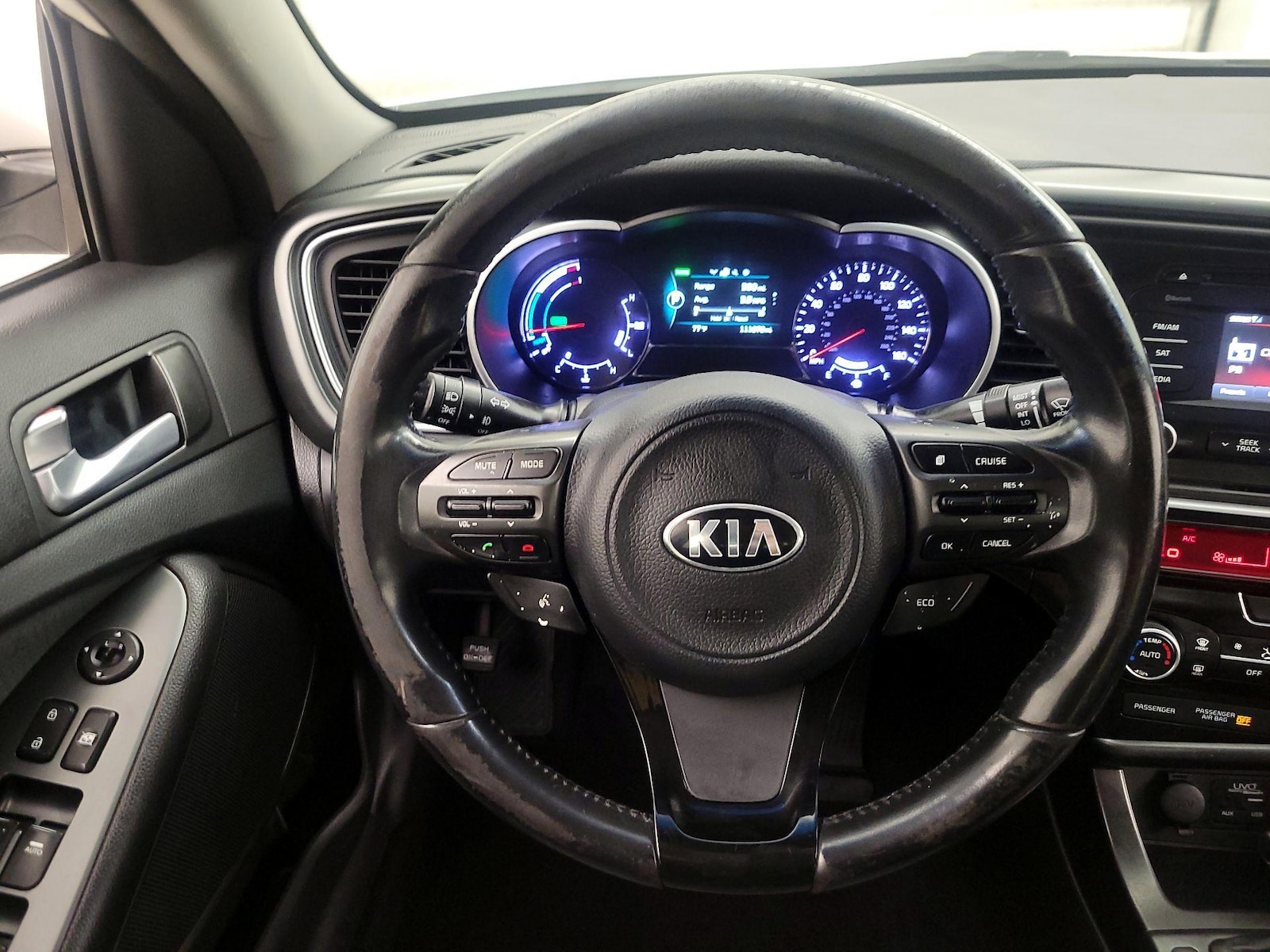 2016 Kia Optima LX Hybrid - Photo 11