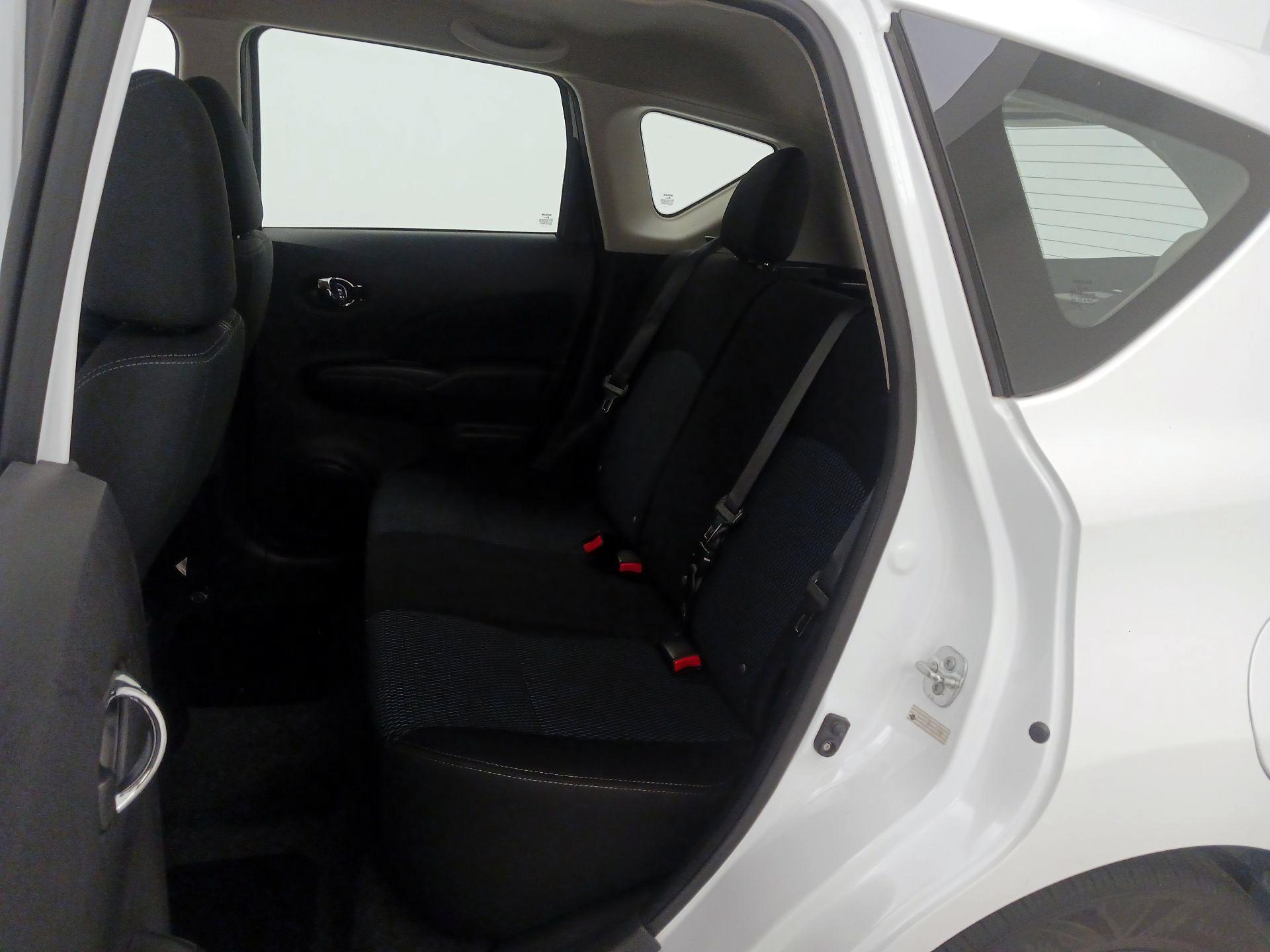 Thumbnail: 2016 Nissan Versa Note - 19