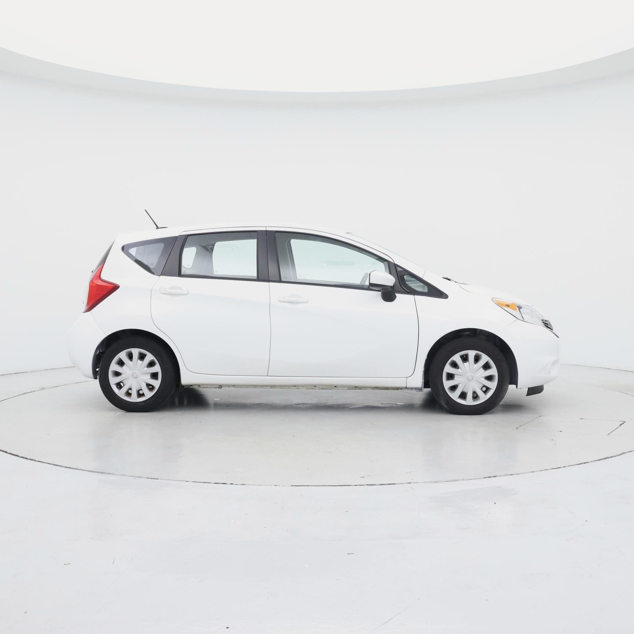 Thumbnail: 2016 Nissan Versa Note - 7
