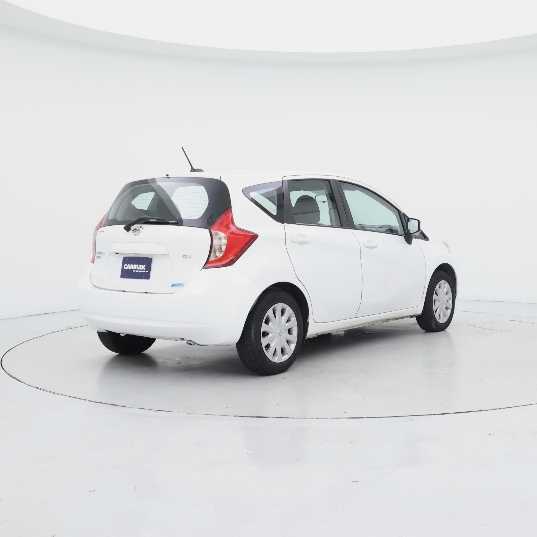 Thumbnail: 2016 Nissan Versa Note - 8