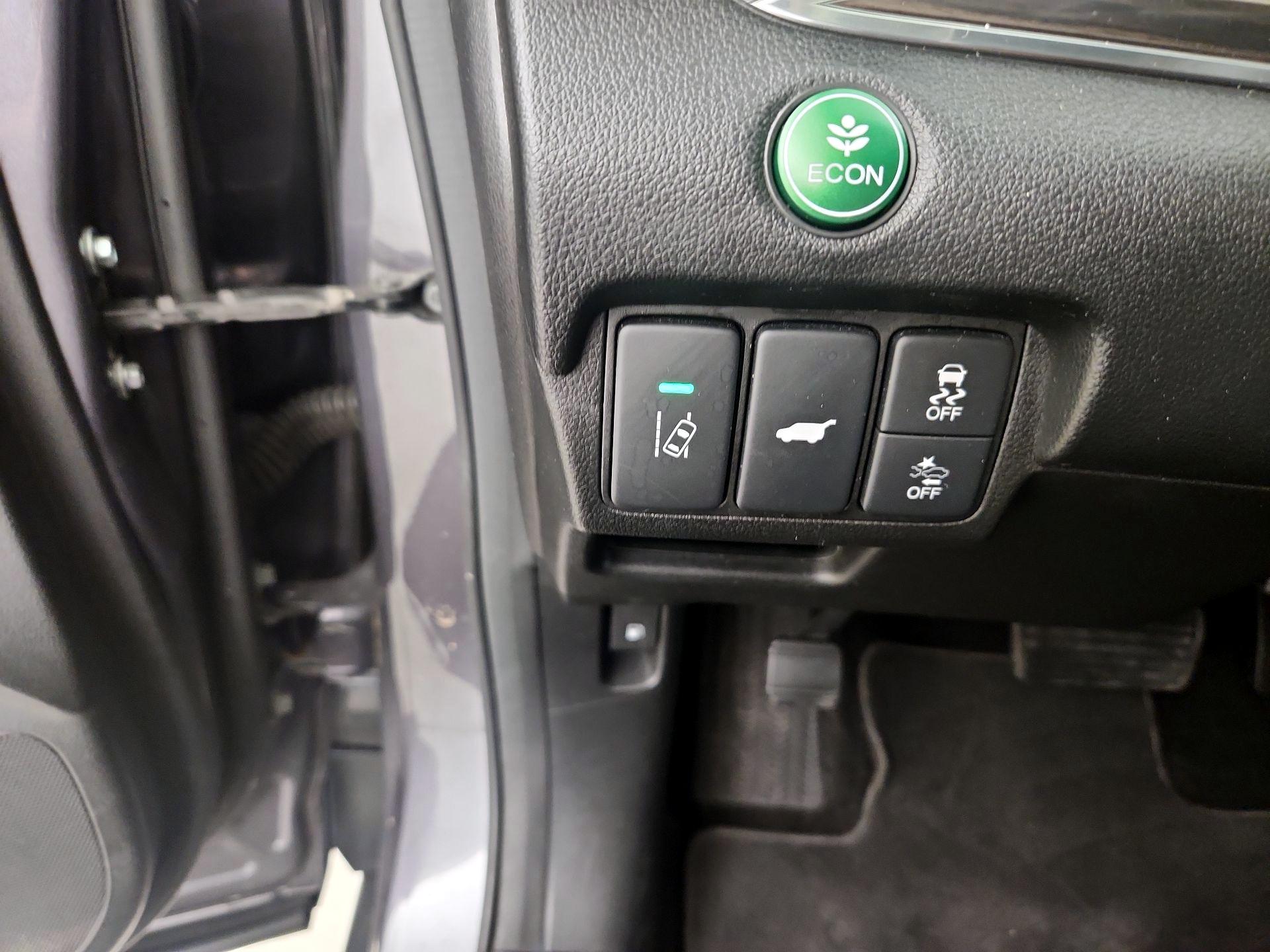 Thumbnail: 2016 Honda CR-V - 13
