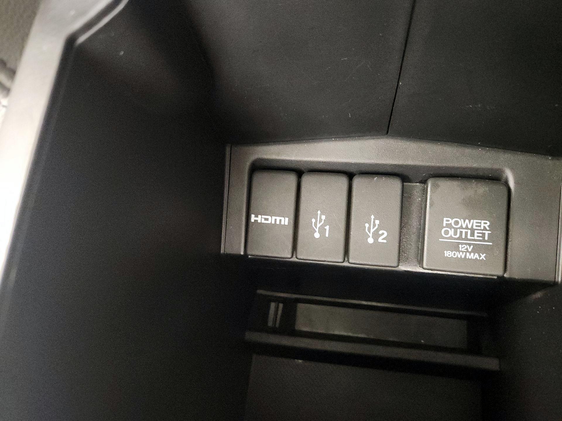 Thumbnail: 2016 Honda CR-V - 18