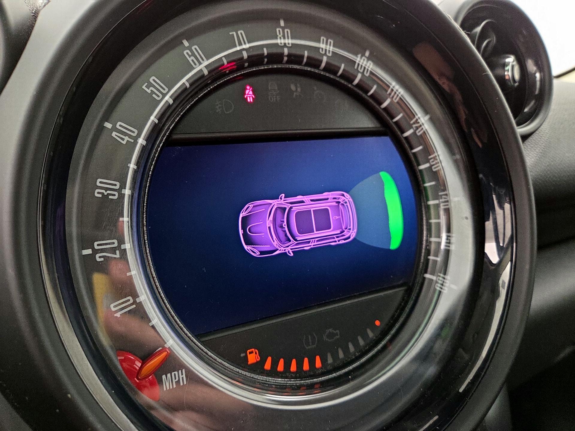 Thumbnail: 2016 MINI Cooper Countryman - 15