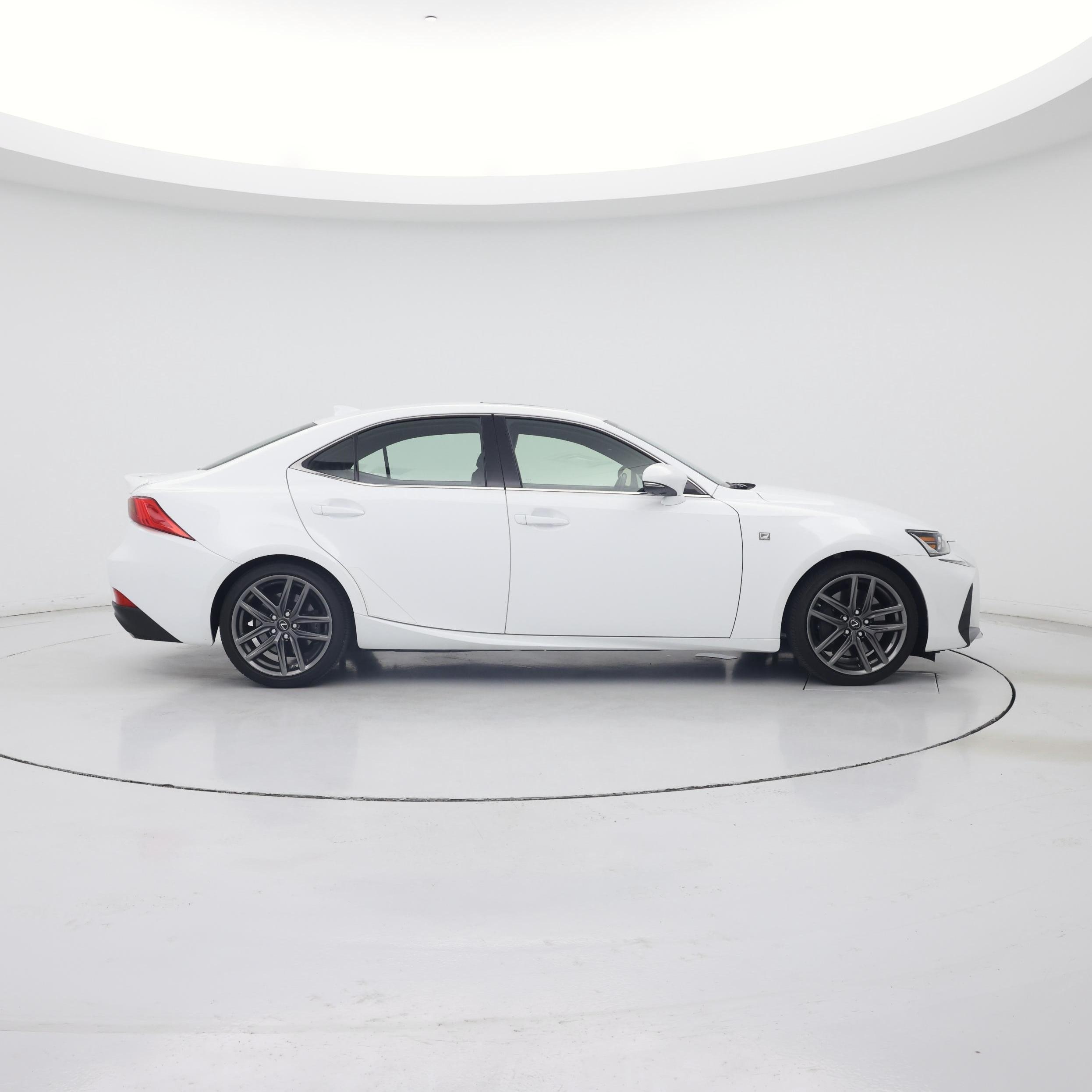 Thumbnail: 2018 Lexus IS - 7