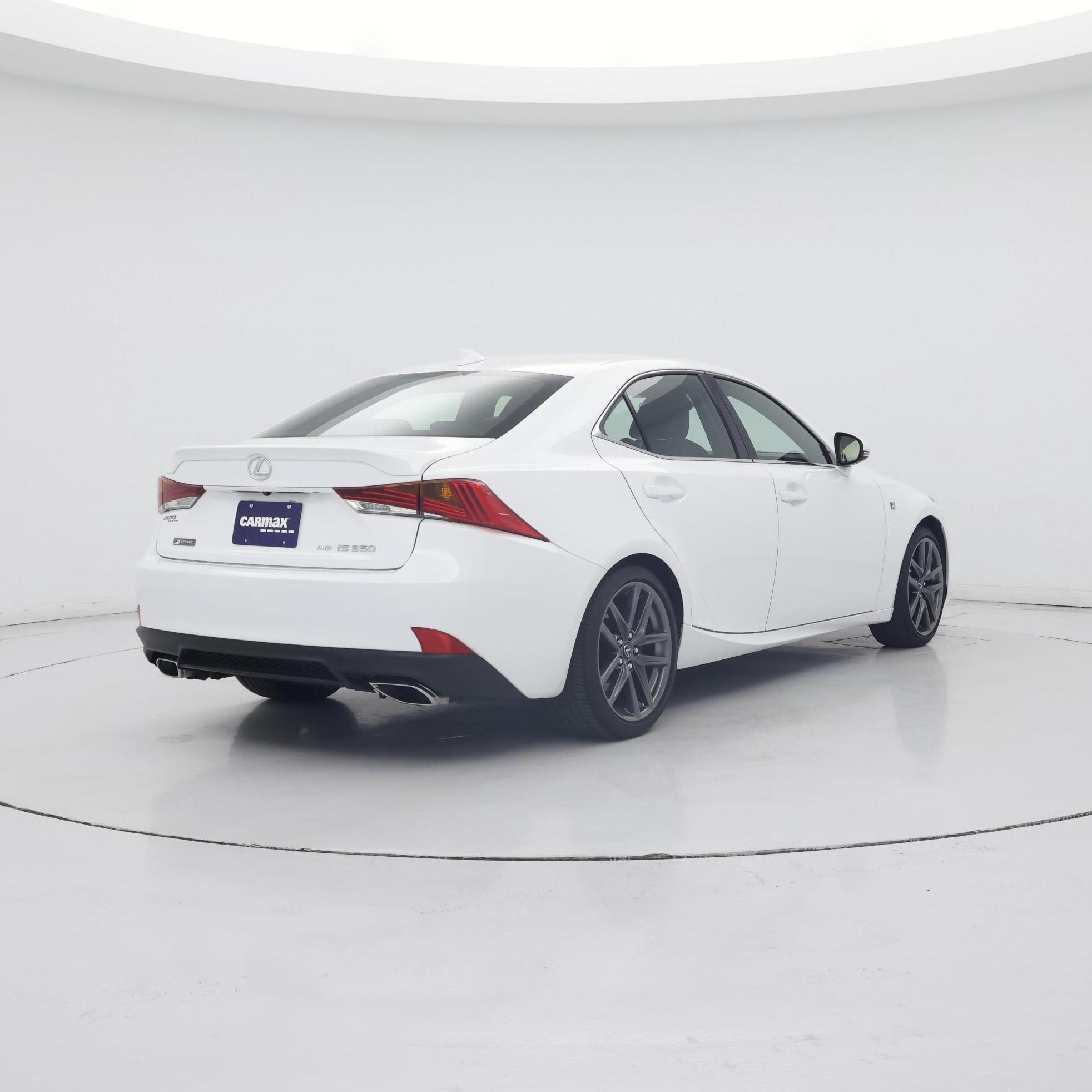Thumbnail: 2018 Lexus IS - 8