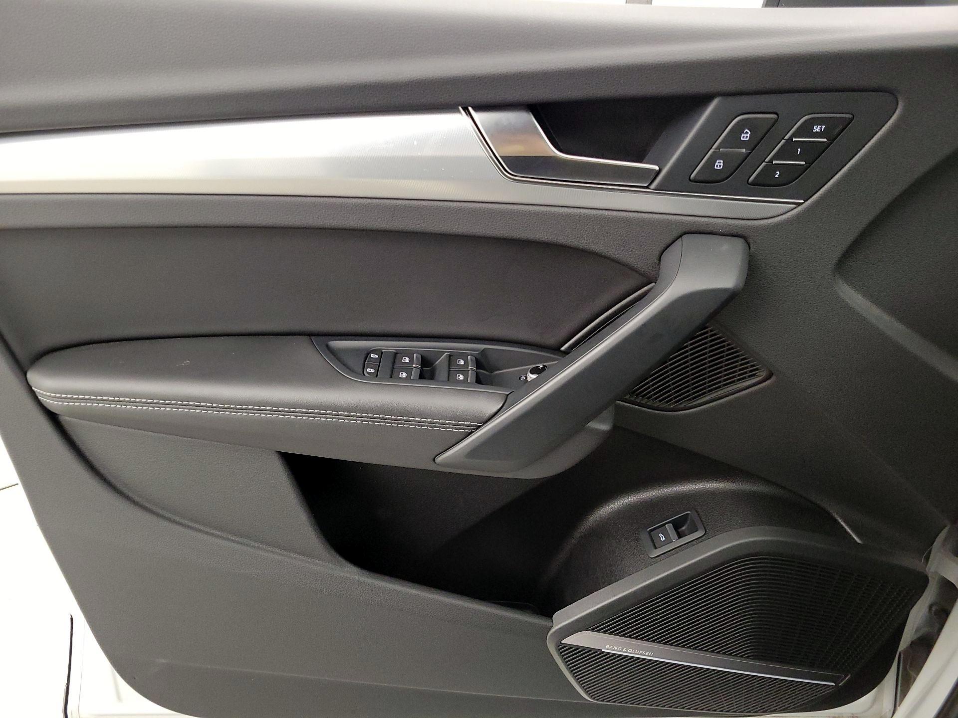 Thumbnail: 2021 Audi Q5 - 12