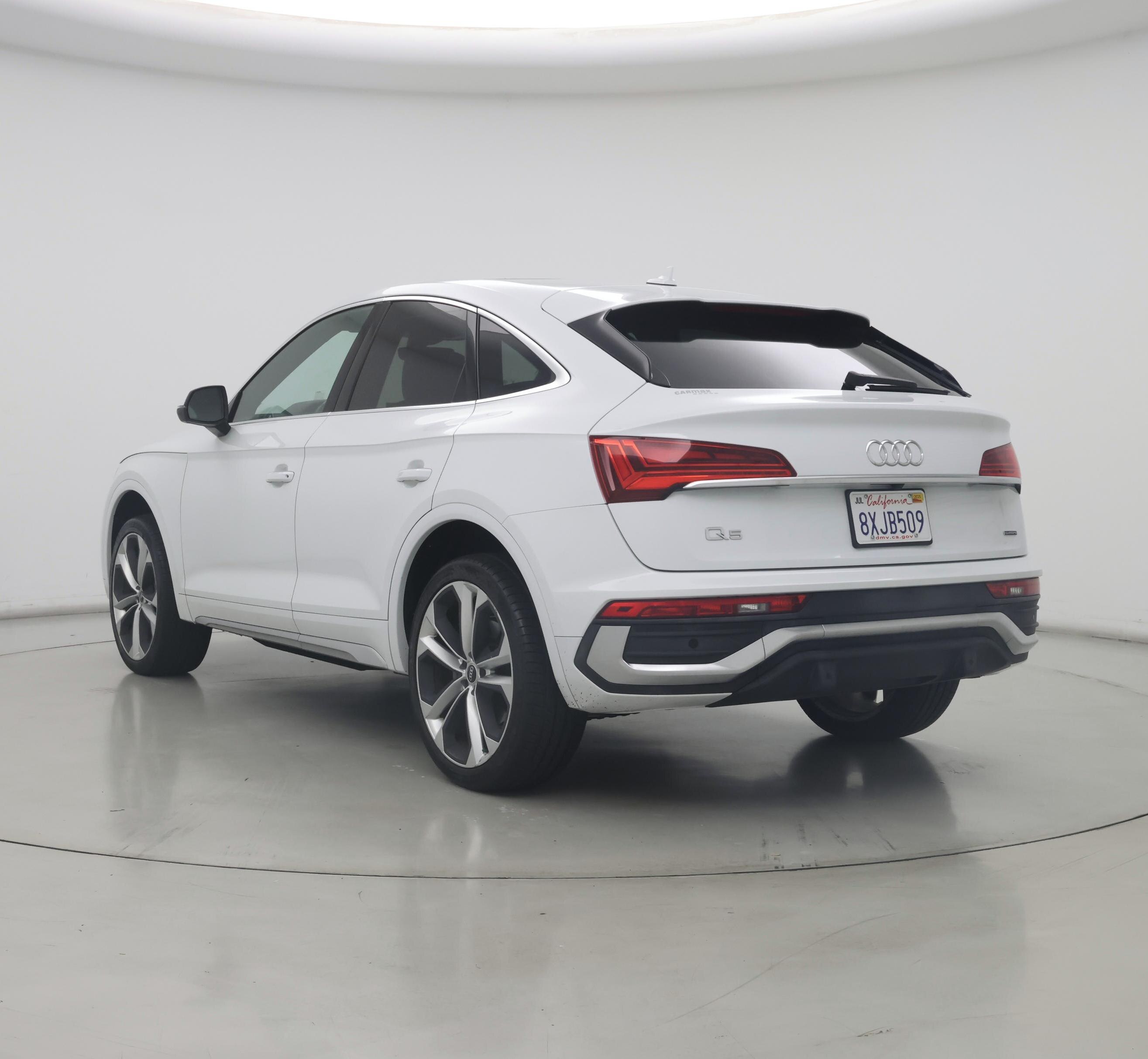 Thumbnail: 2021 Audi Q5 - 2
