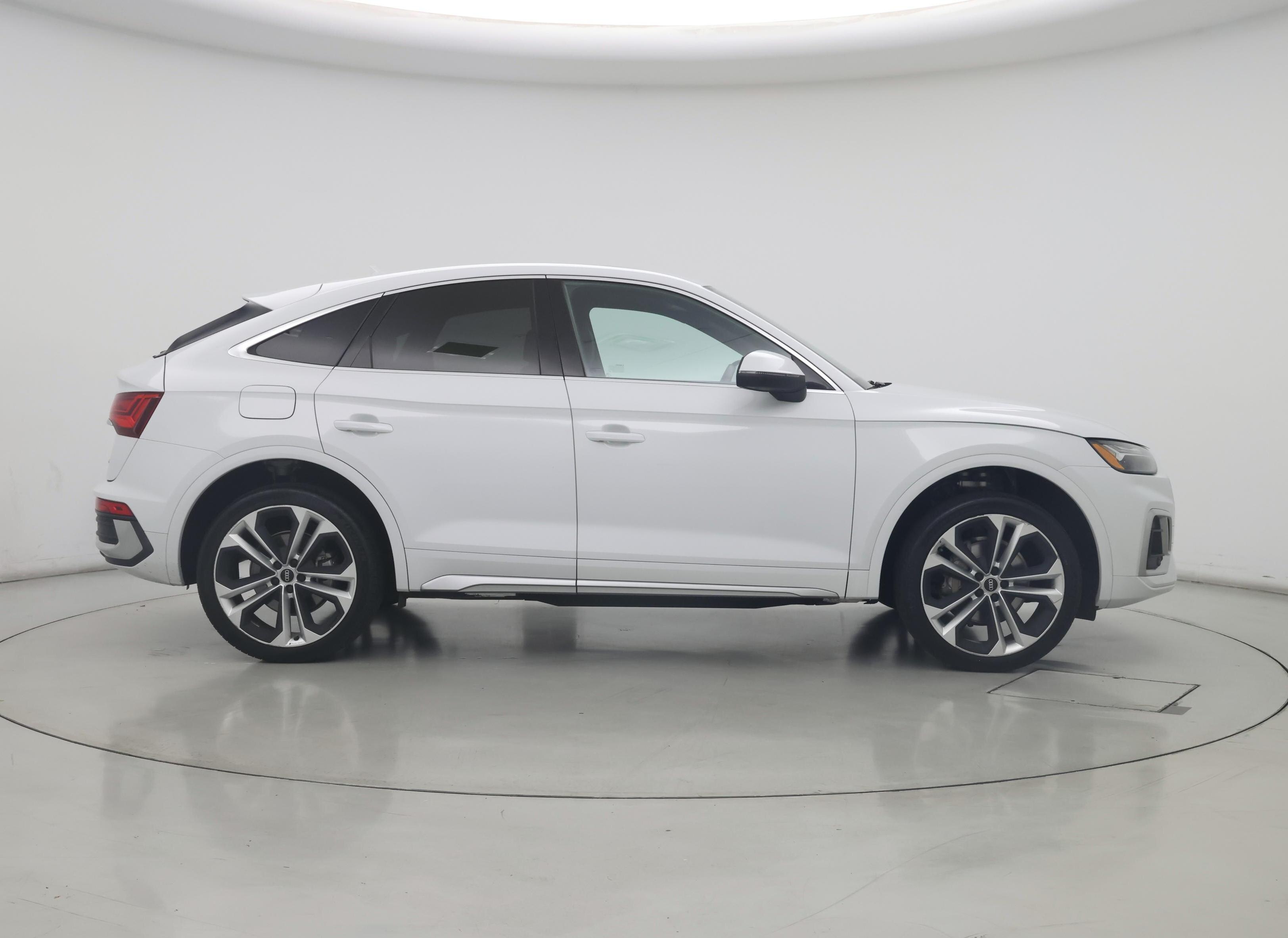 Thumbnail: 2021 Audi Q5 - 7
