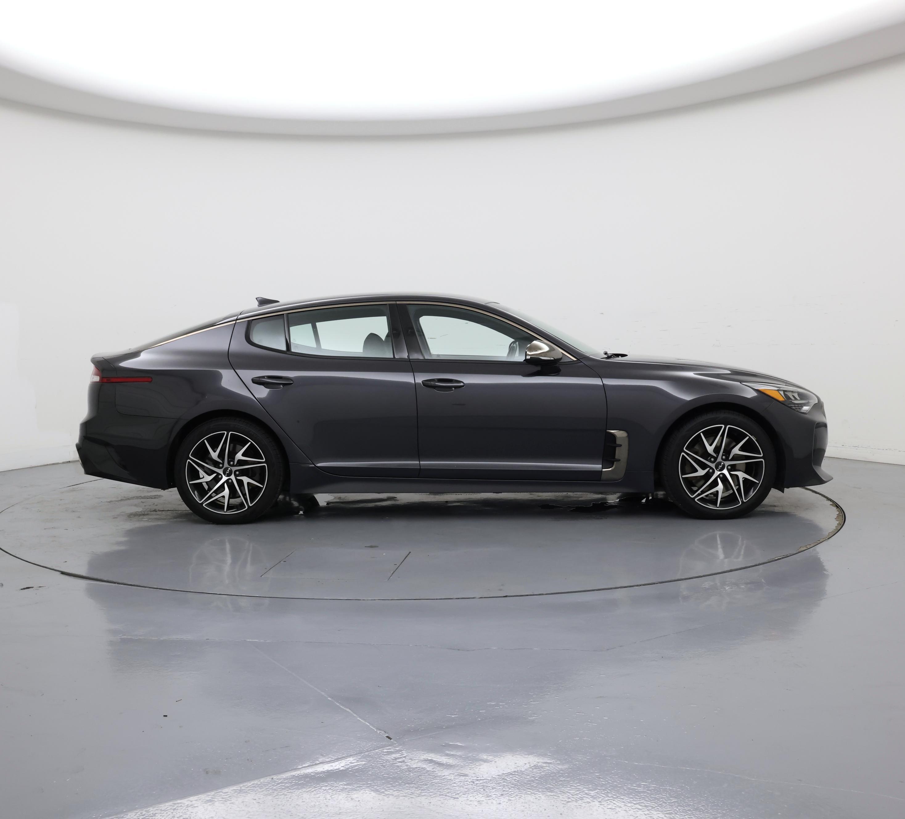 Thumbnail: 2022 Kia Stinger - 7
