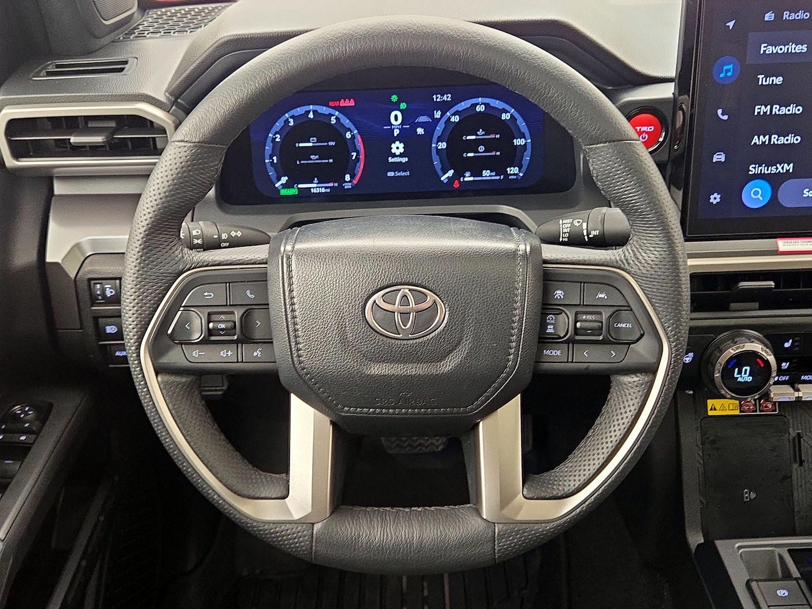 2024 Toyota Tacoma TRD Off Road - Photo 11
