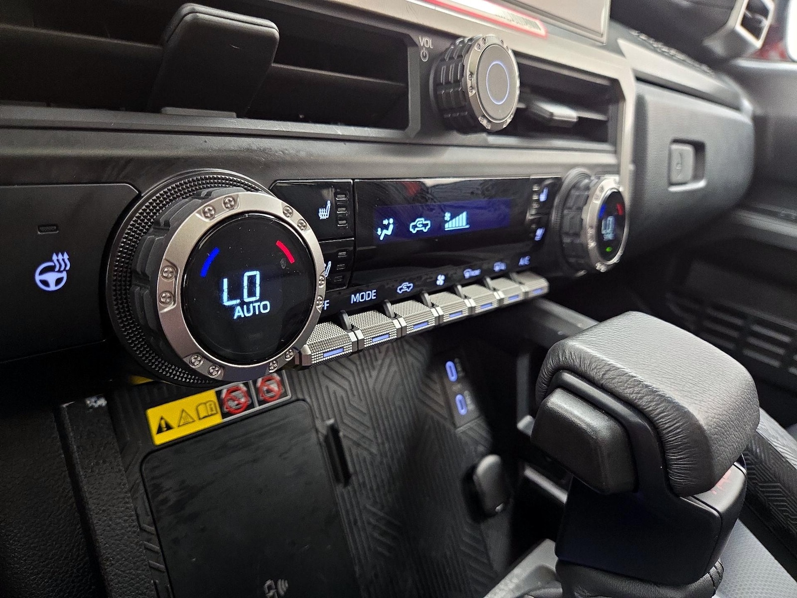 2024 Toyota Tacoma TRD Off Road - Photo 17