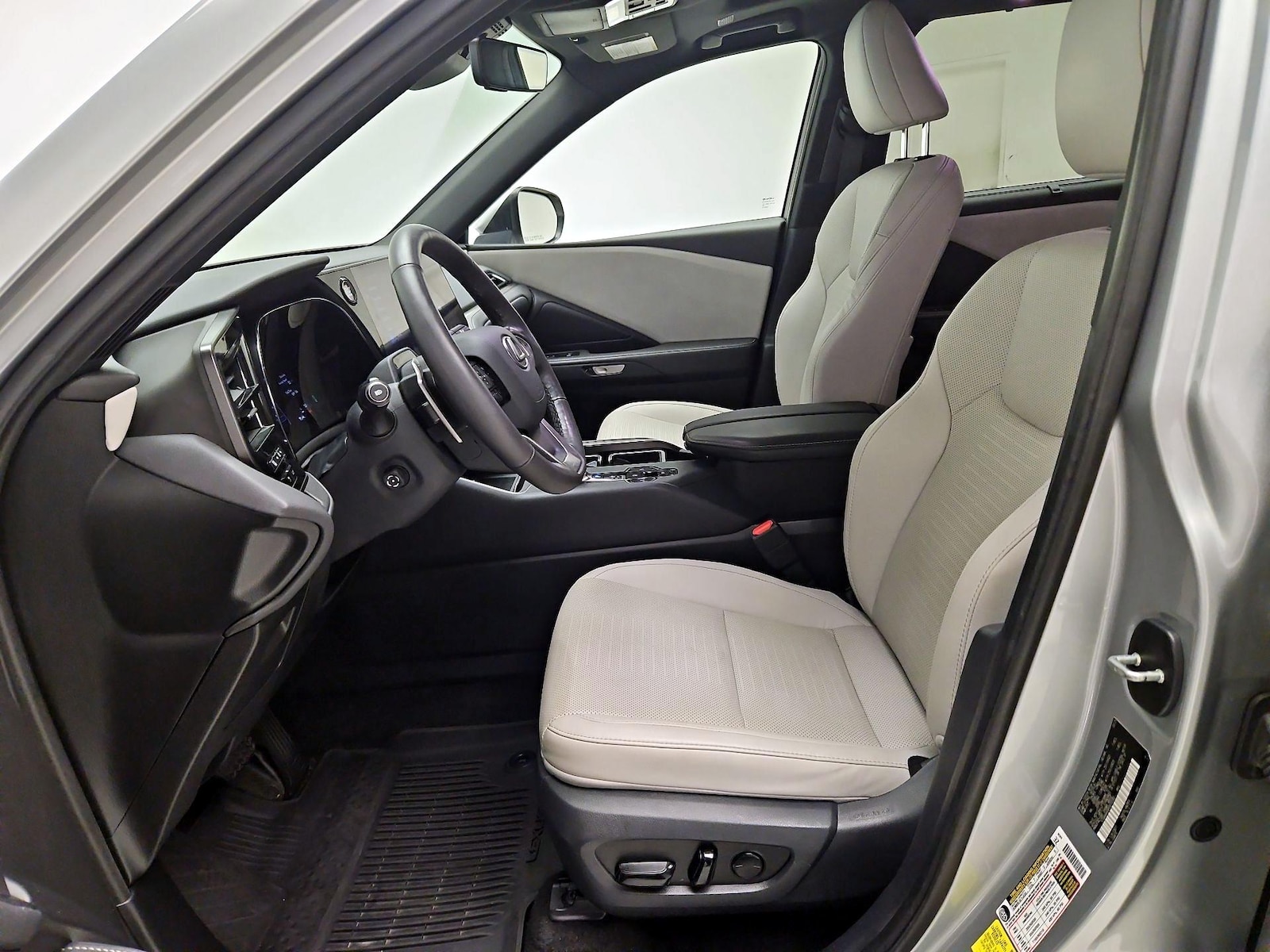 2024 Lexus TX 350 - Photo 12